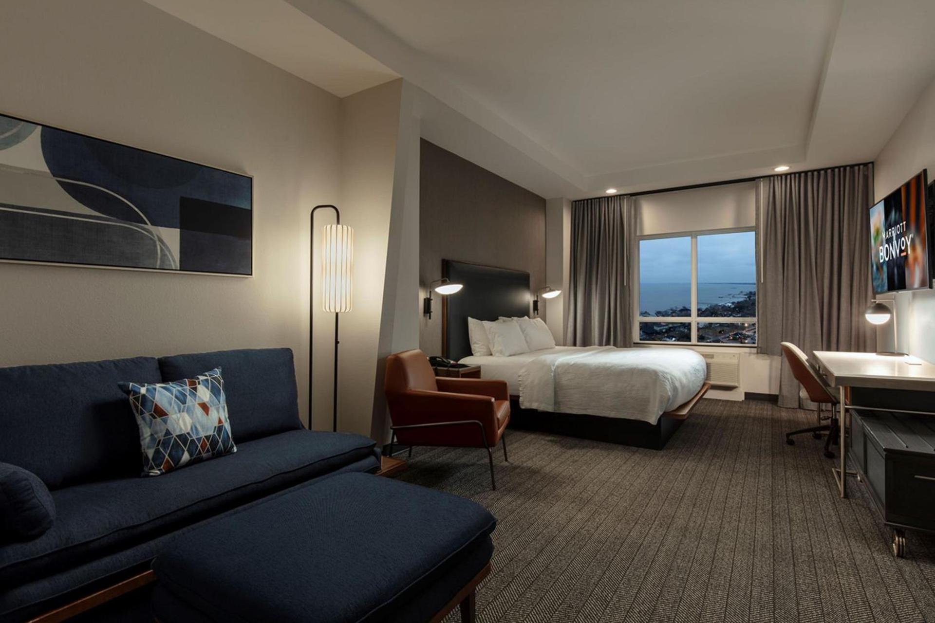 Courtyard by Marriott Houston Kemah photo 18