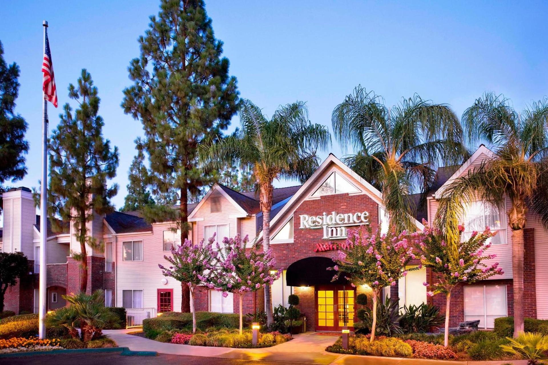 Residence Inn Bakersfield photo 1
