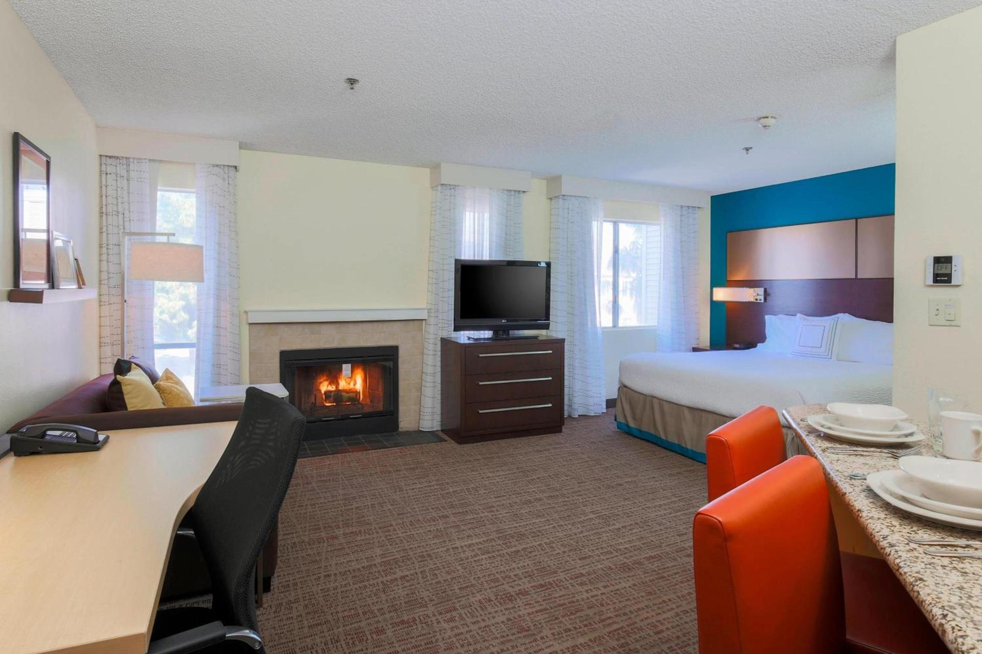 Residence Inn Bakersfield photo 5