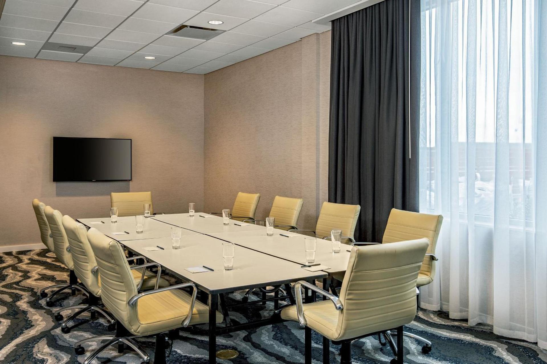 SpringHill Suites by Marriott Boston Logan Airport Revere Beach photo 25