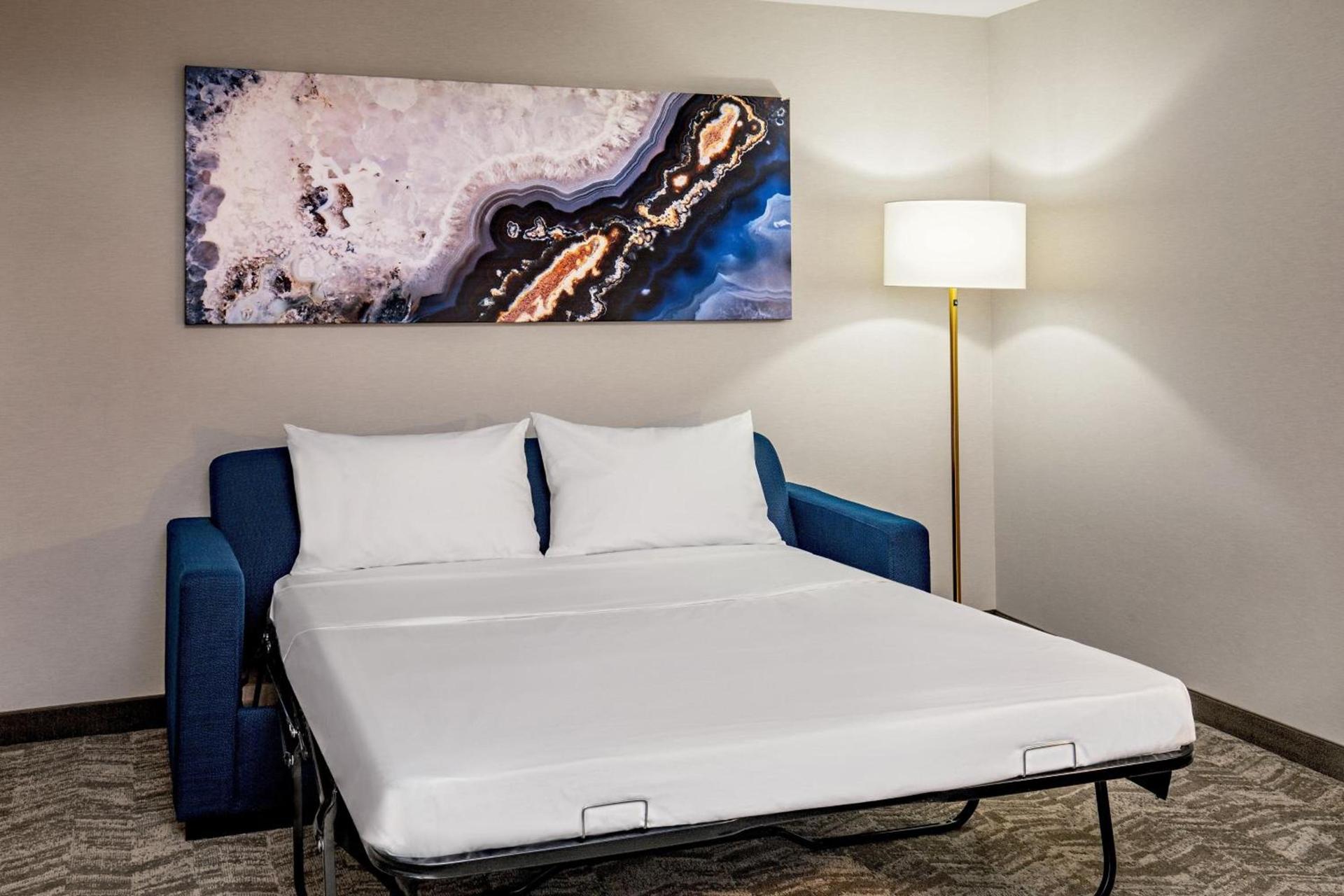 SpringHill Suites by Marriott Boston Logan Airport Revere Beach photo 13