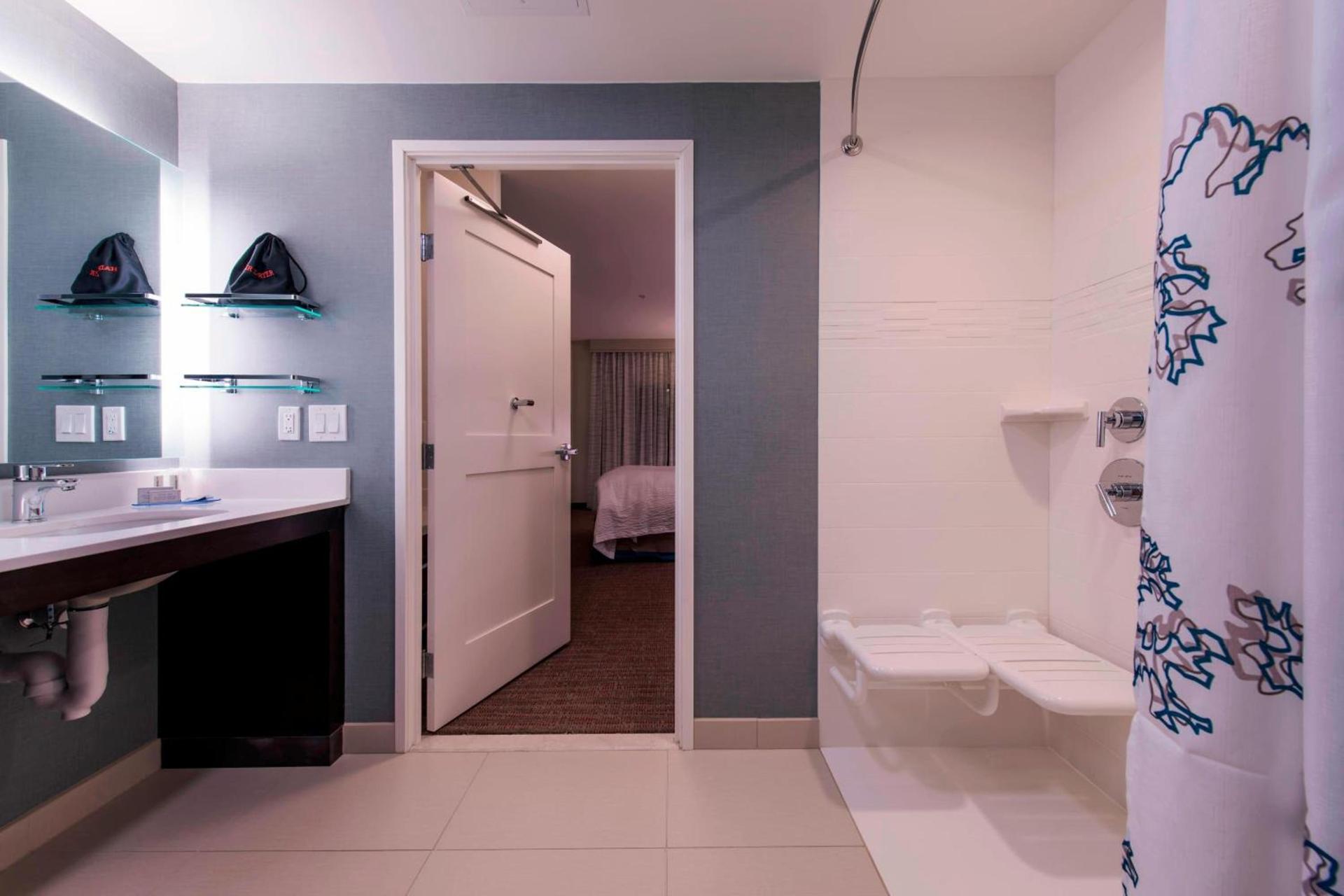 Residence Inn by Marriott Nashua photo 15