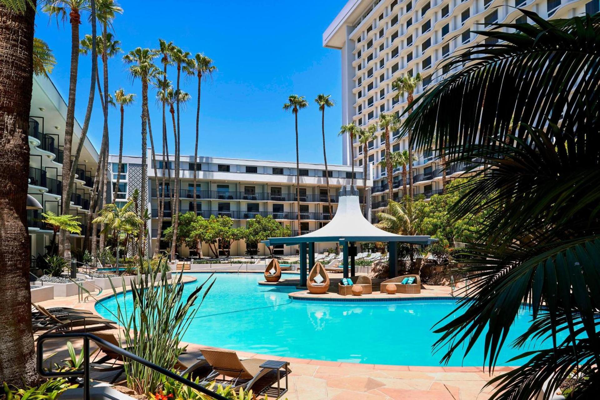 Los Angeles Airport Marriott photo 53