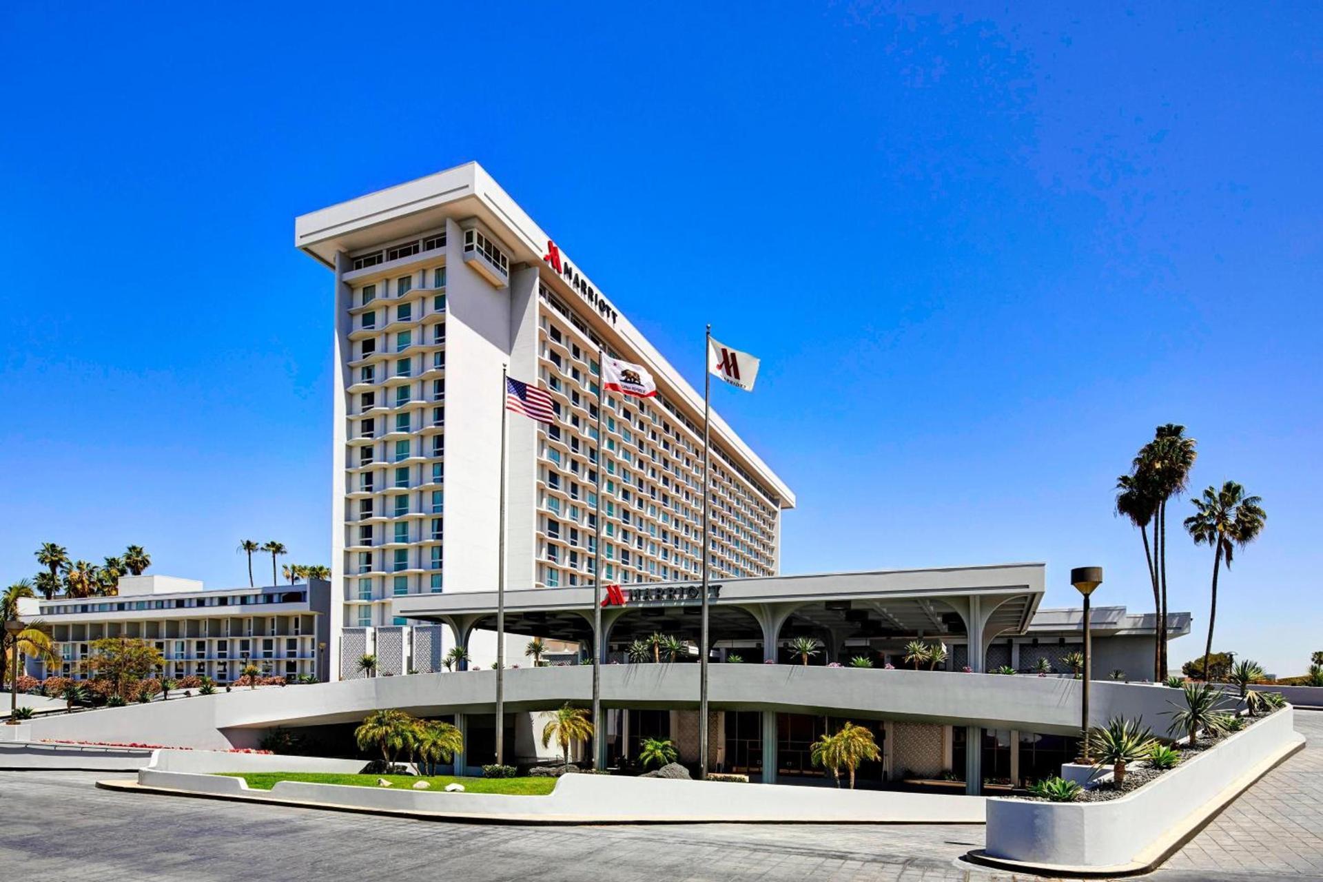 Los Angeles Airport Marriott photo 1