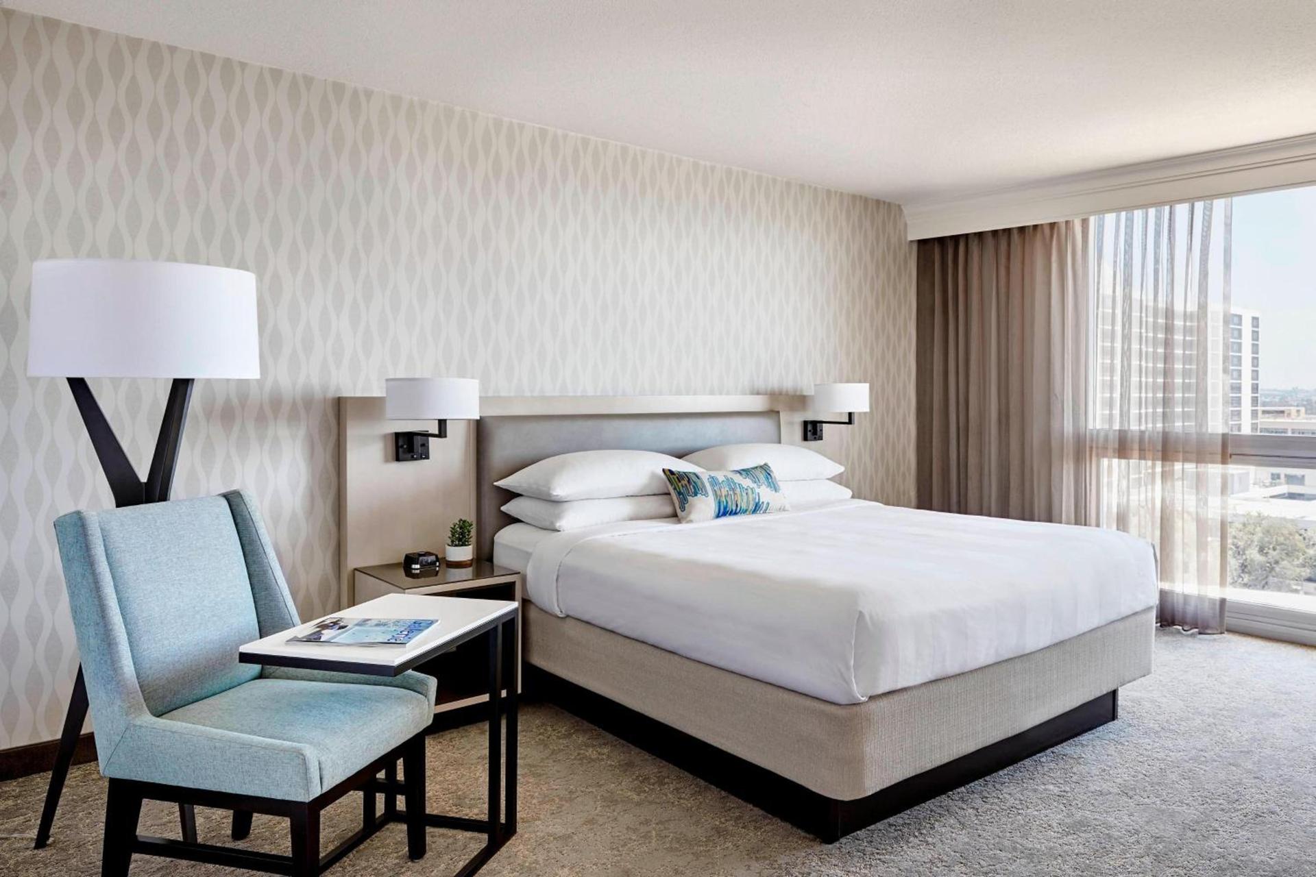 Los Angeles Airport Marriott photo 10