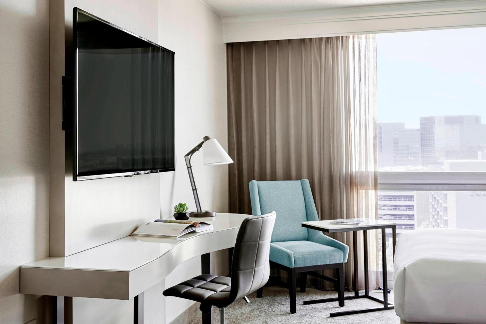 Los Angeles Airport Marriott photo 14
