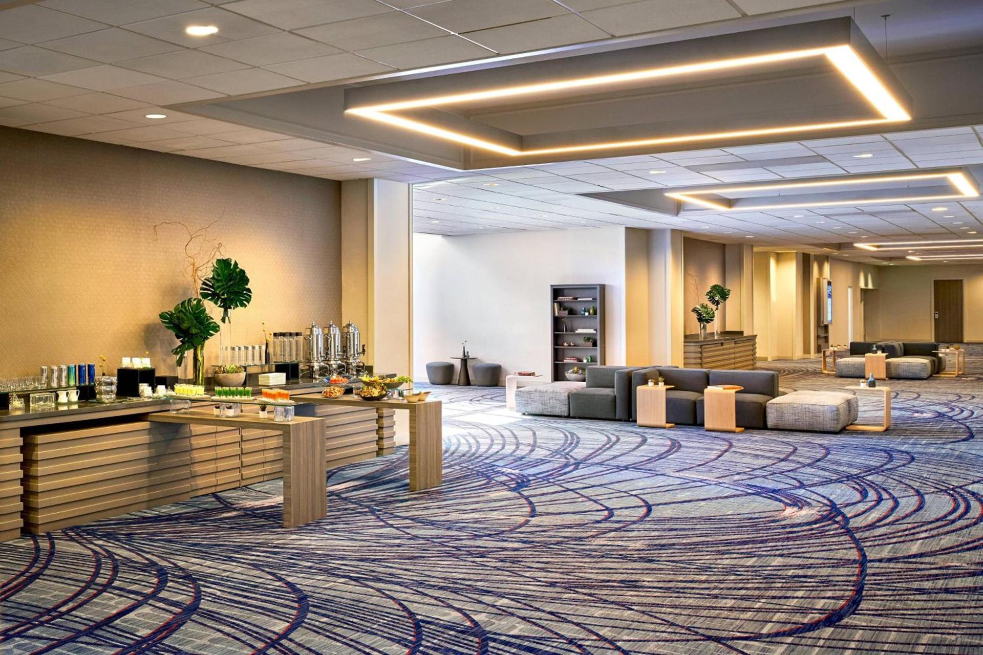 Los Angeles Airport Marriott photo 69