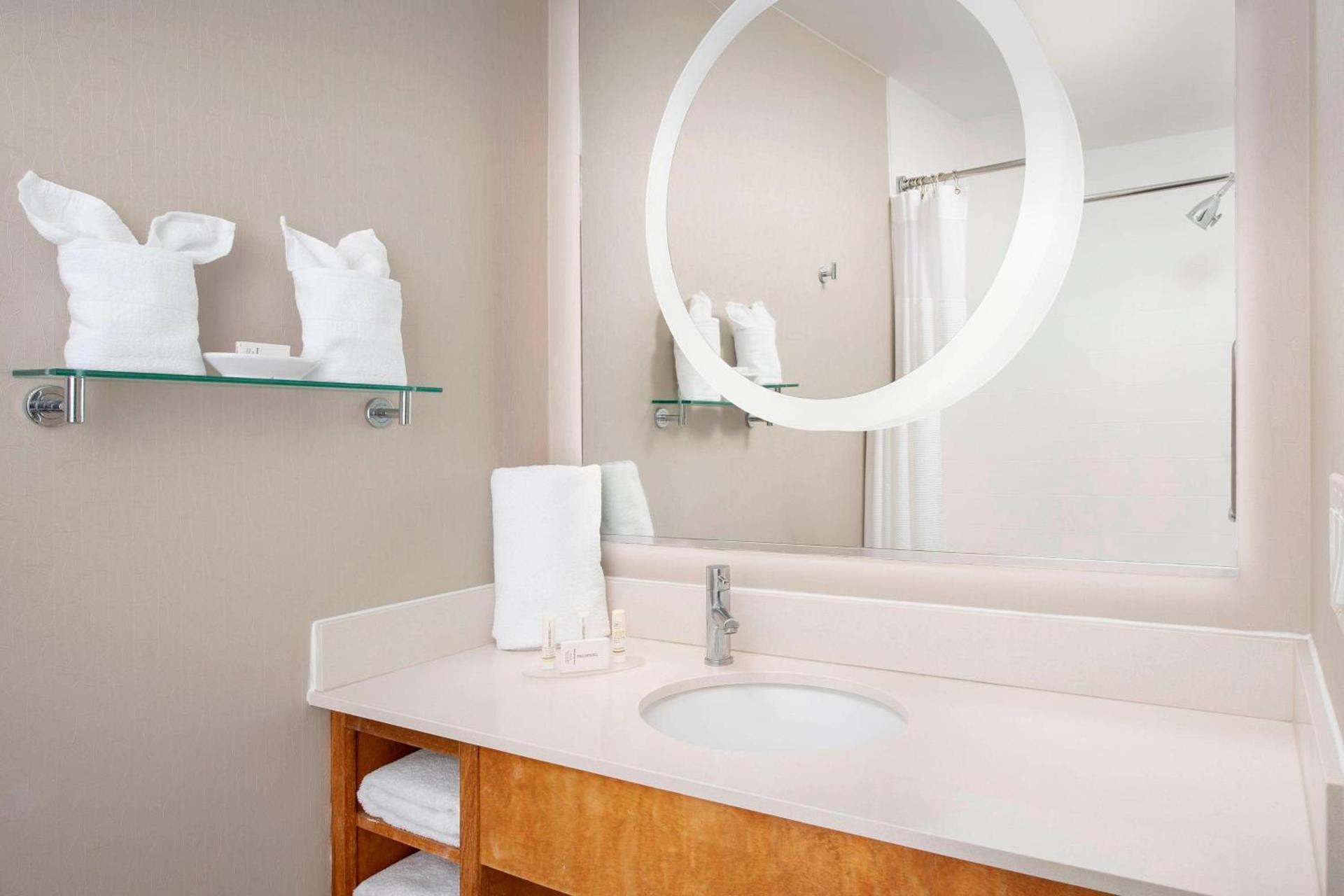 SpringHill Suites Potomac Mills Woodbridge photo 12