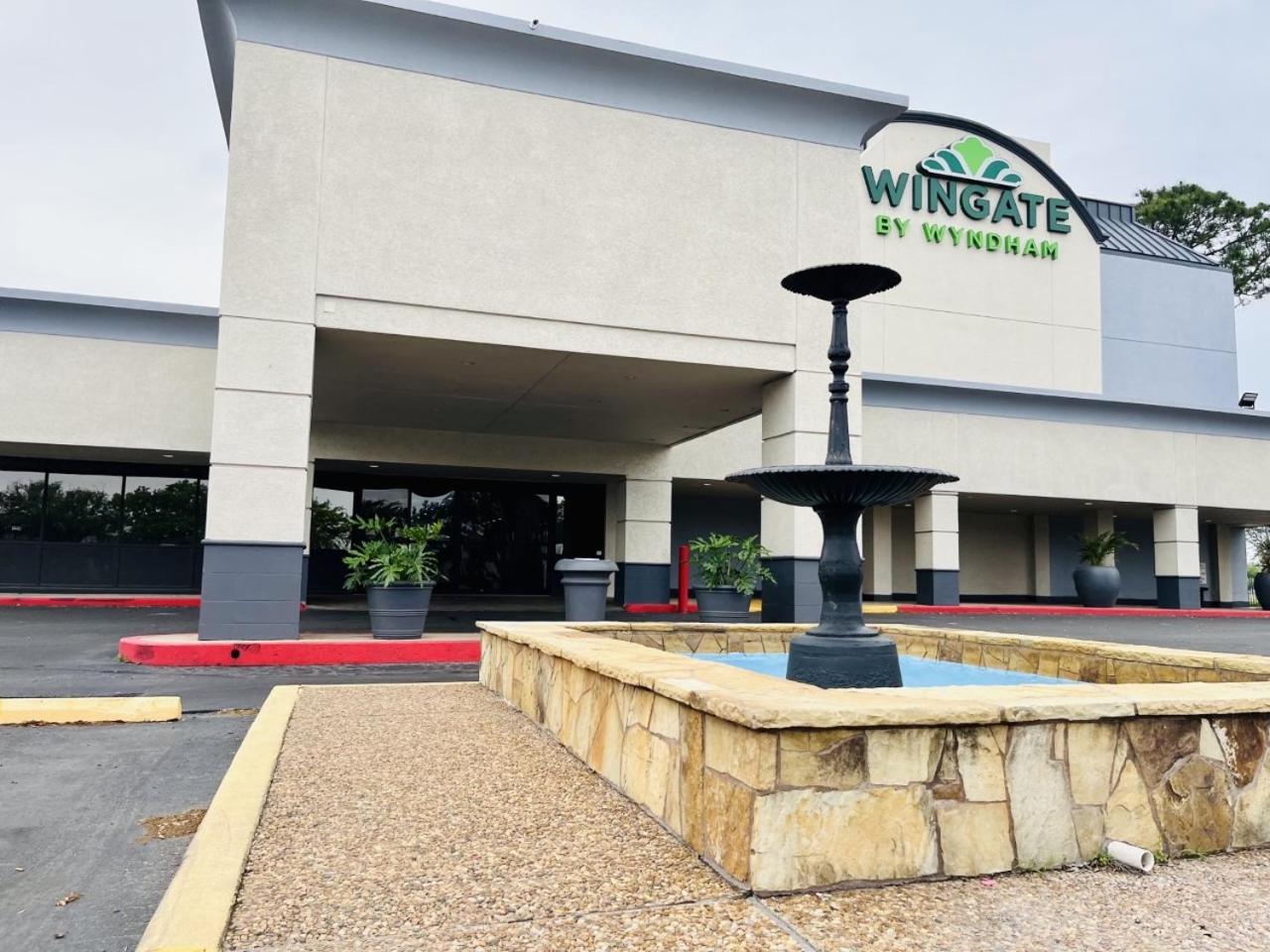 Wingate Houston near NRG Park/Medical Center photo 4