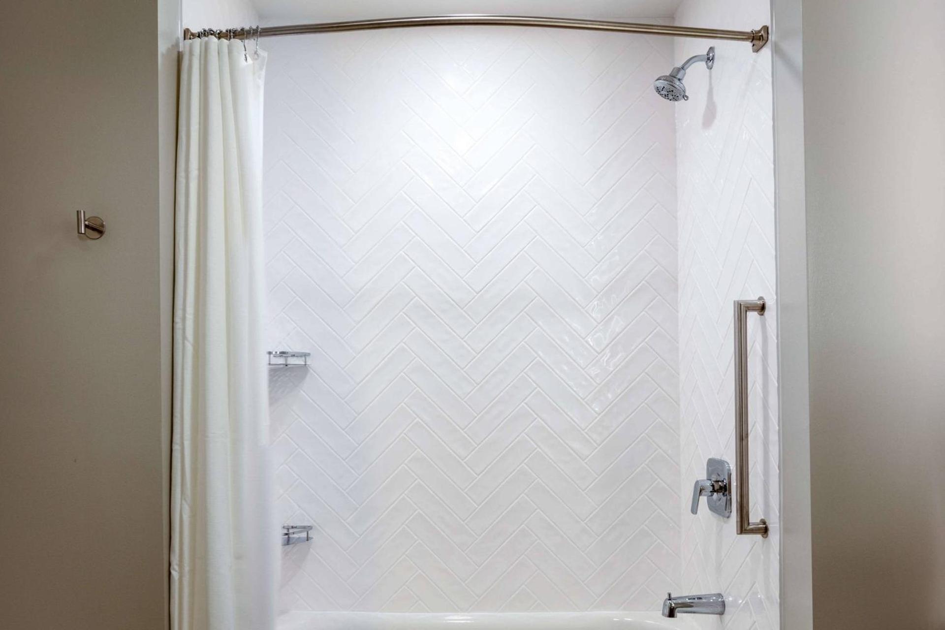 TownePlace Suites By Marriott Milwaukee West Bend photo 15