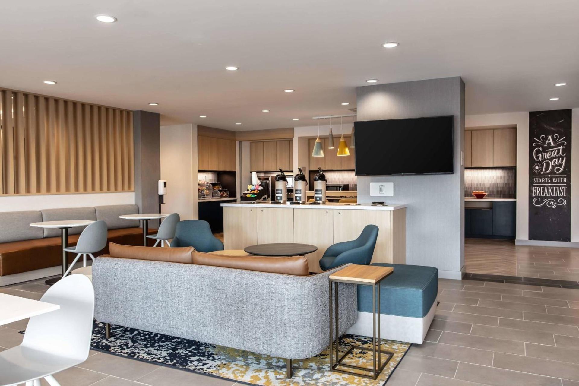 TownePlace Suites By Marriott Milwaukee West Bend photo 23