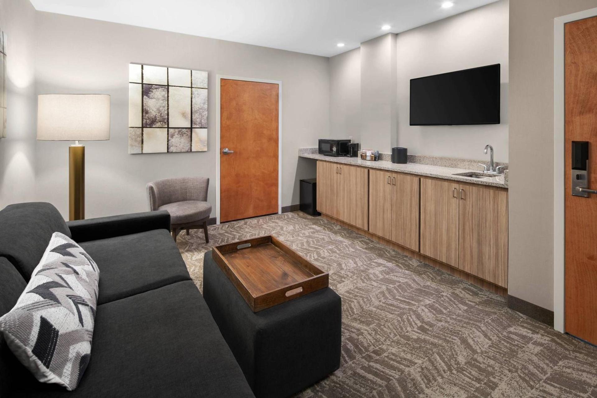 SpringHill Suites by Marriott Denver Airport photo 7