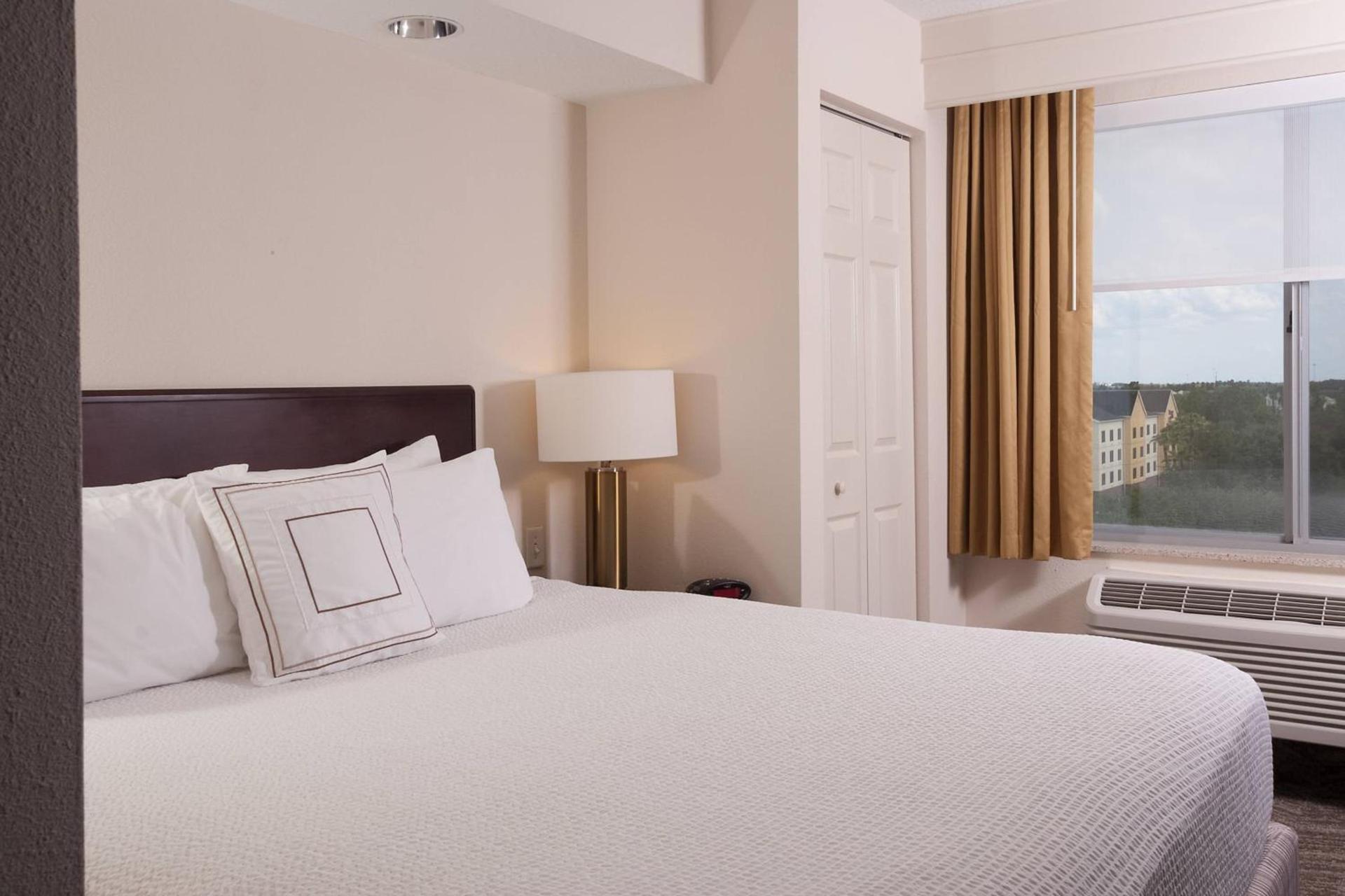 SpringHill Suites Orlando Airport photo 8