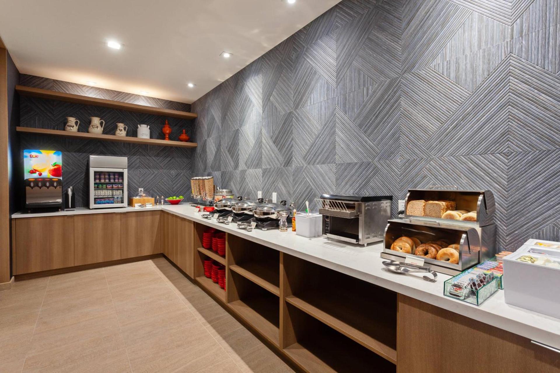 TownePlace Suites by Marriott San Diego Central photo 27