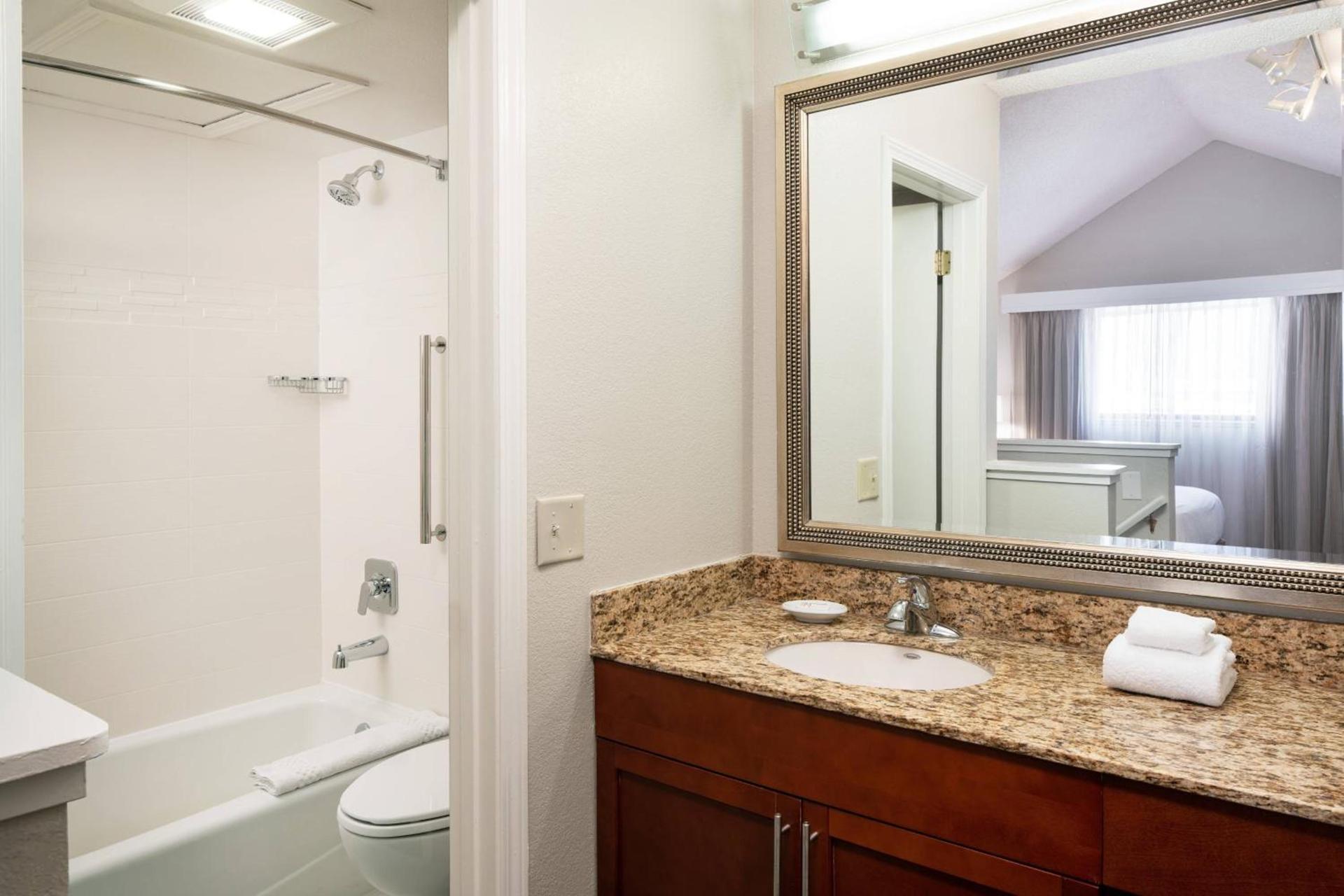 Residence Inn by Marriott Las Vegas Convention Center photo 14