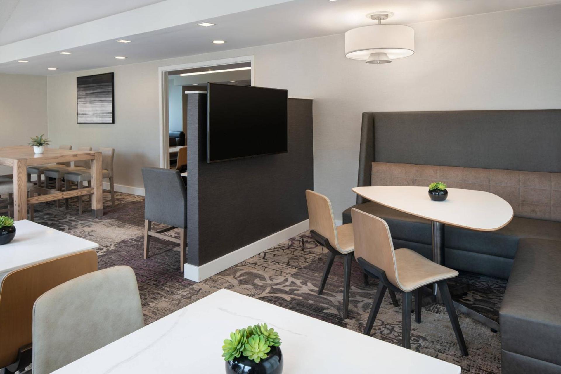 Residence Inn by Marriott Las Vegas Convention Center photo 18