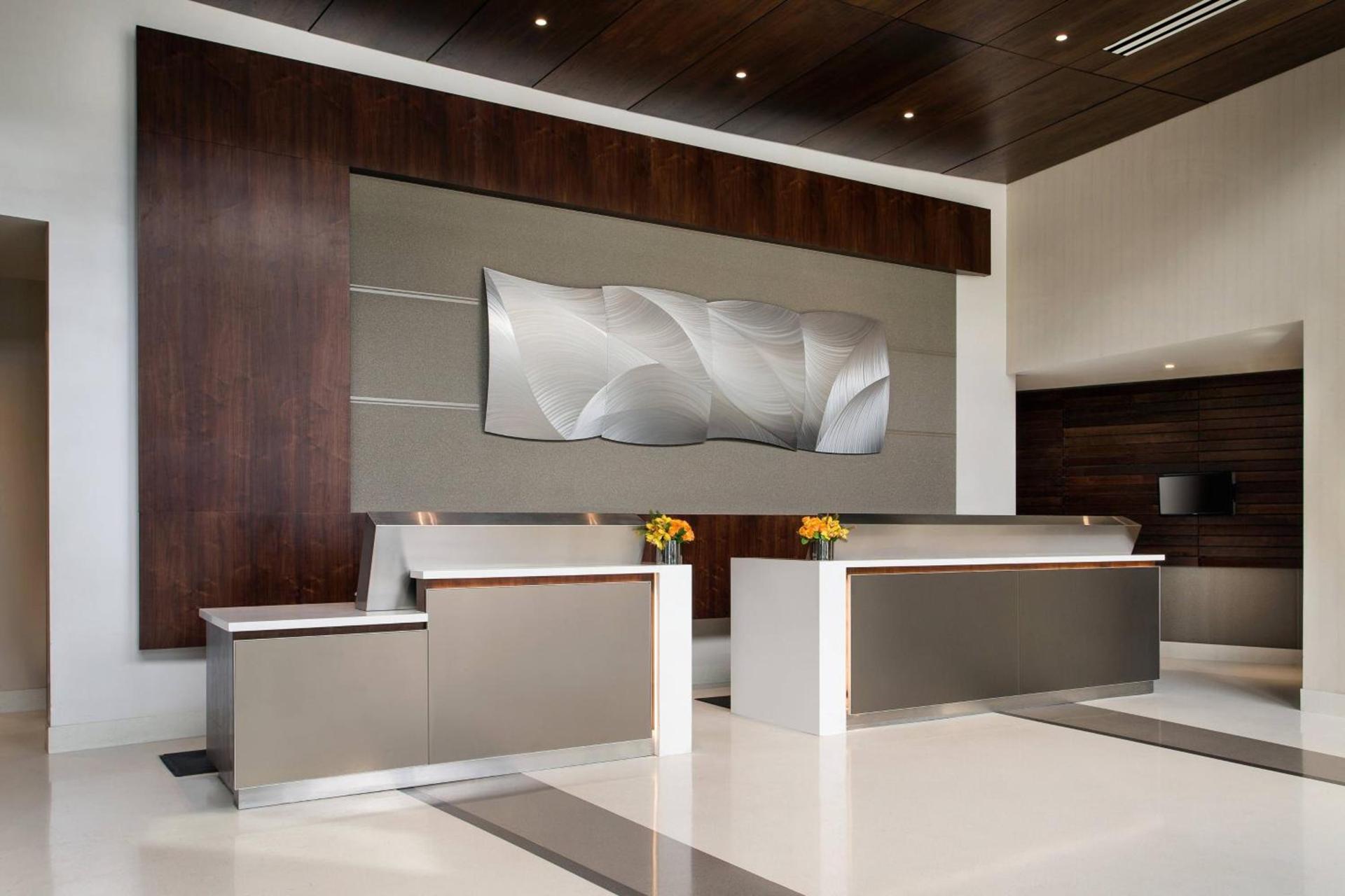 Courtyard by Marriott Los Angeles L.A. LIVE photo 2