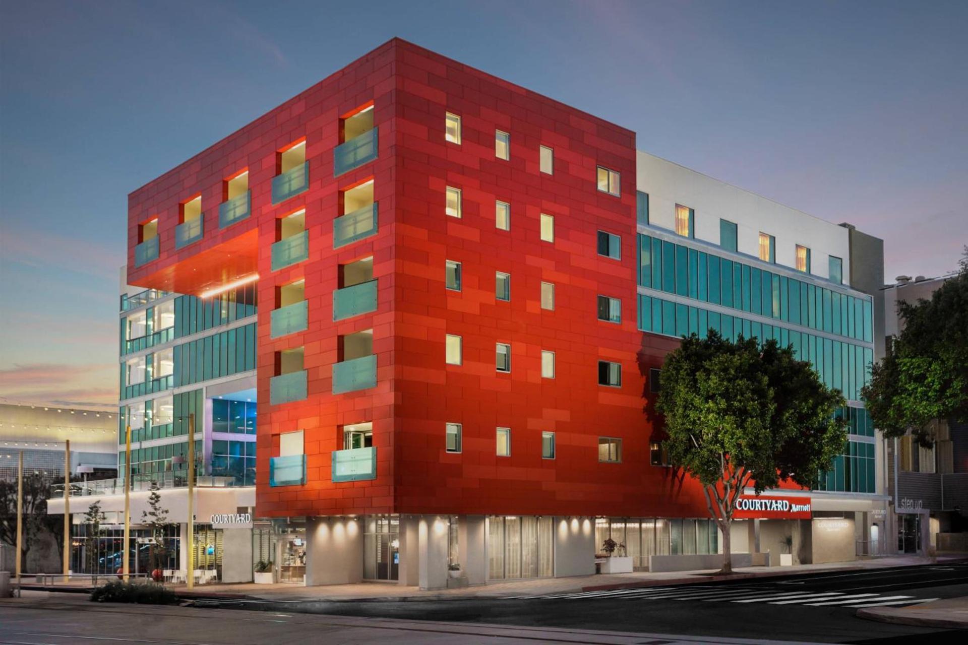 Courtyard by Marriott Santa Monica photo 1