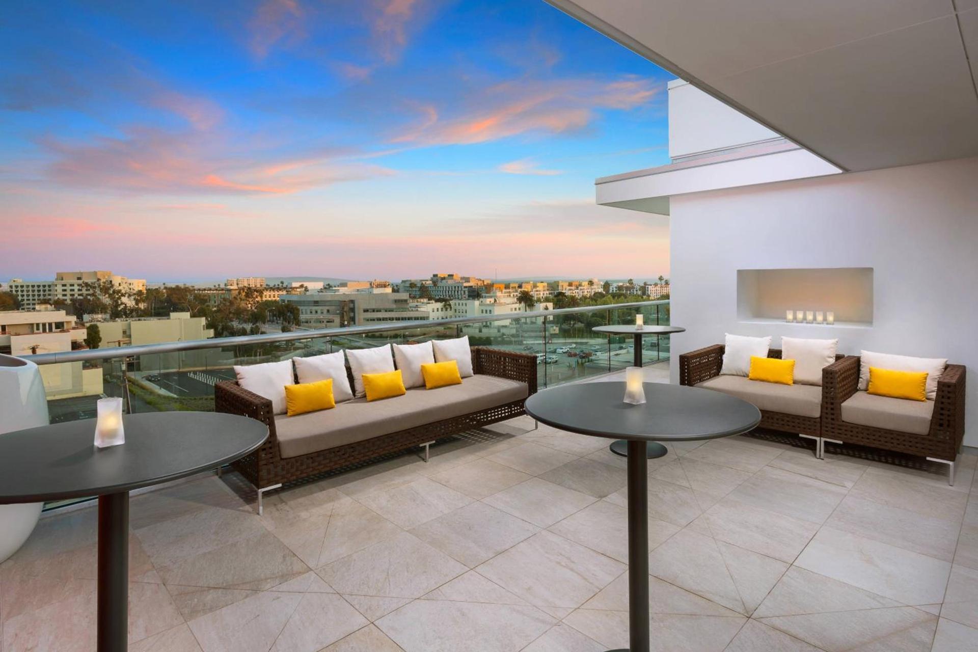 Courtyard by Marriott Santa Monica photo 41