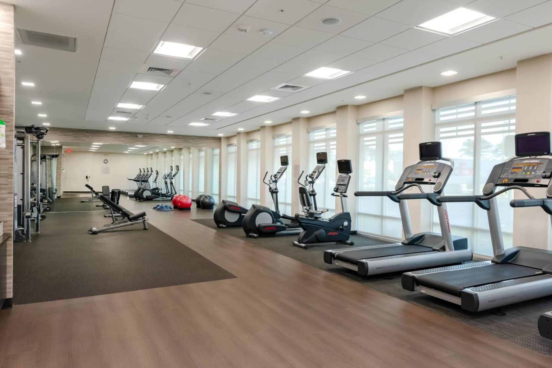 Courtyard by Marriott Savannah Airport photo 30