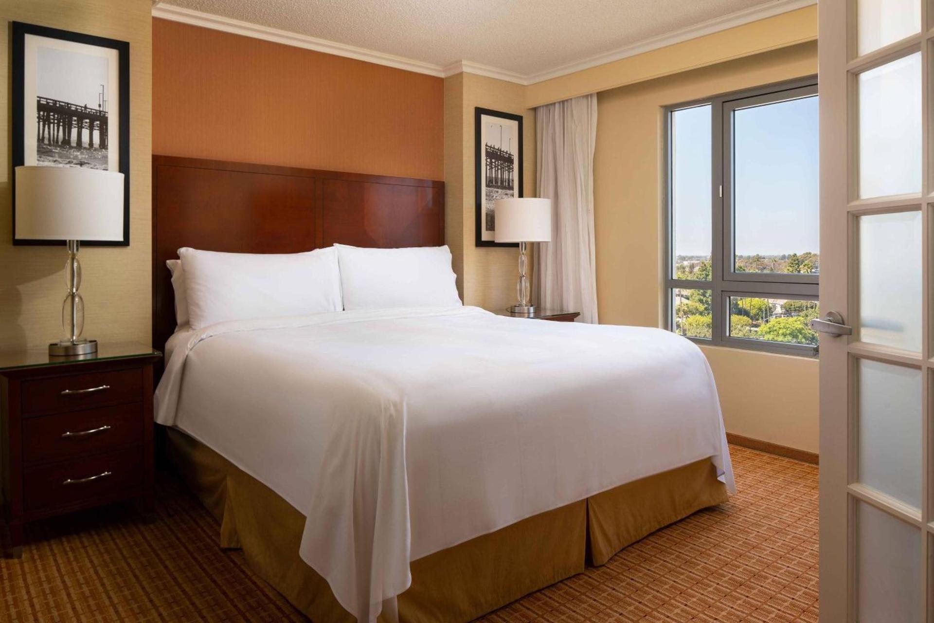 Newport Beach Marriott Bayview photo 14