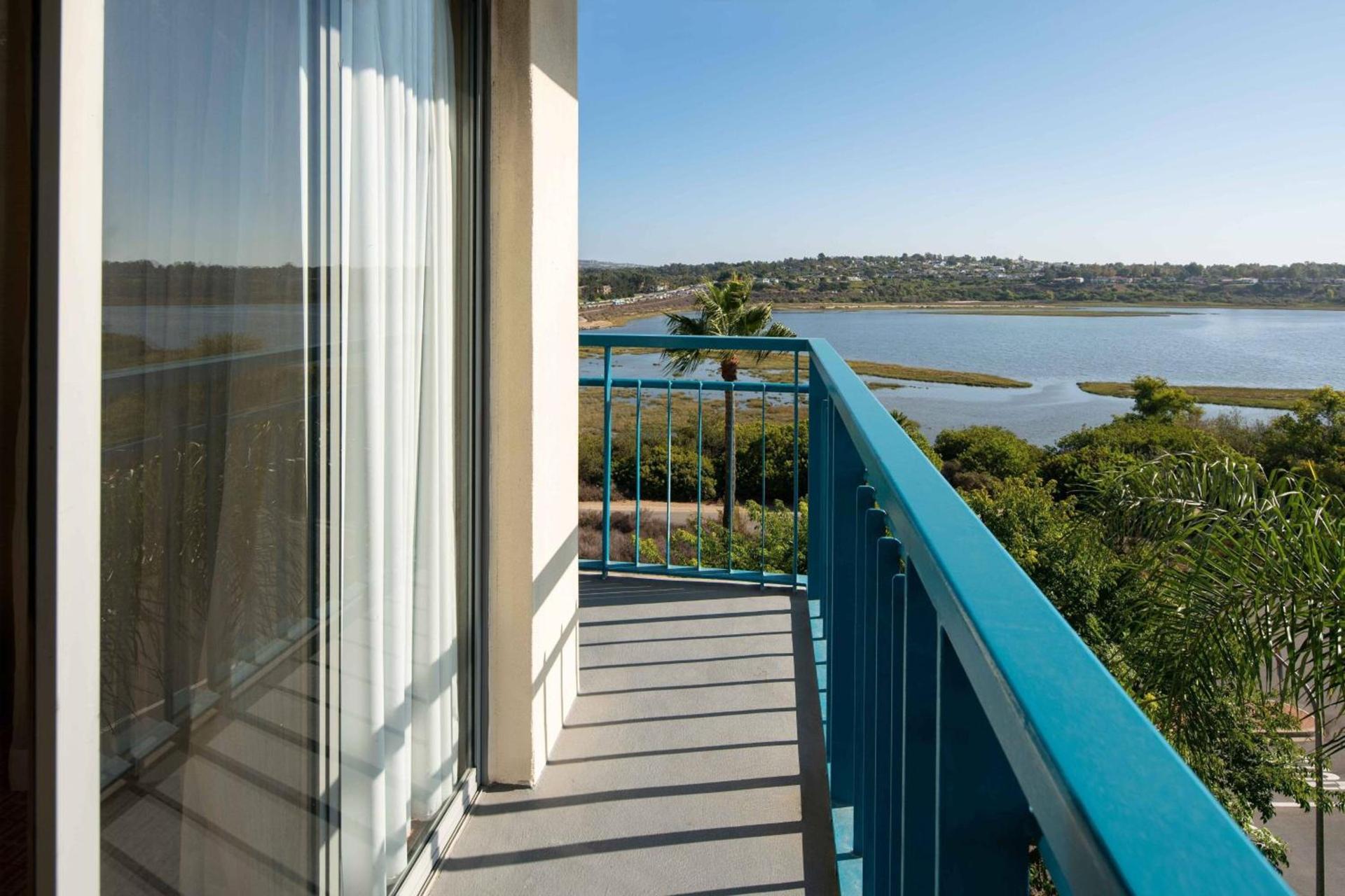 Newport Beach Marriott Bayview photo 23