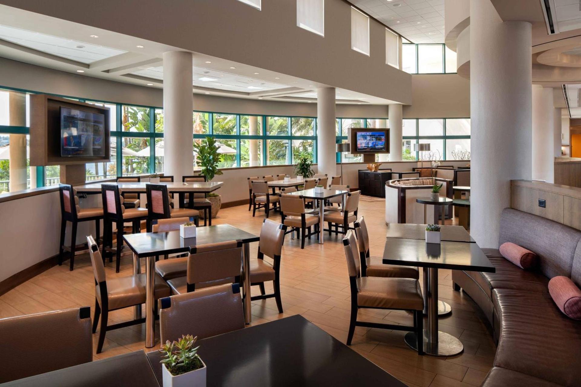 Newport Beach Marriott Bayview photo 6