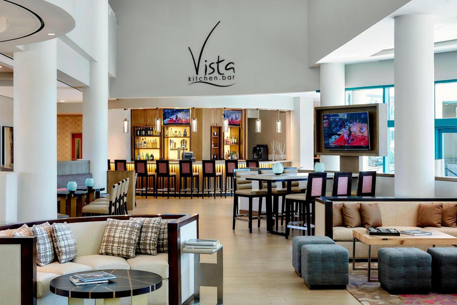 Newport Beach Marriott Bayview photo 32