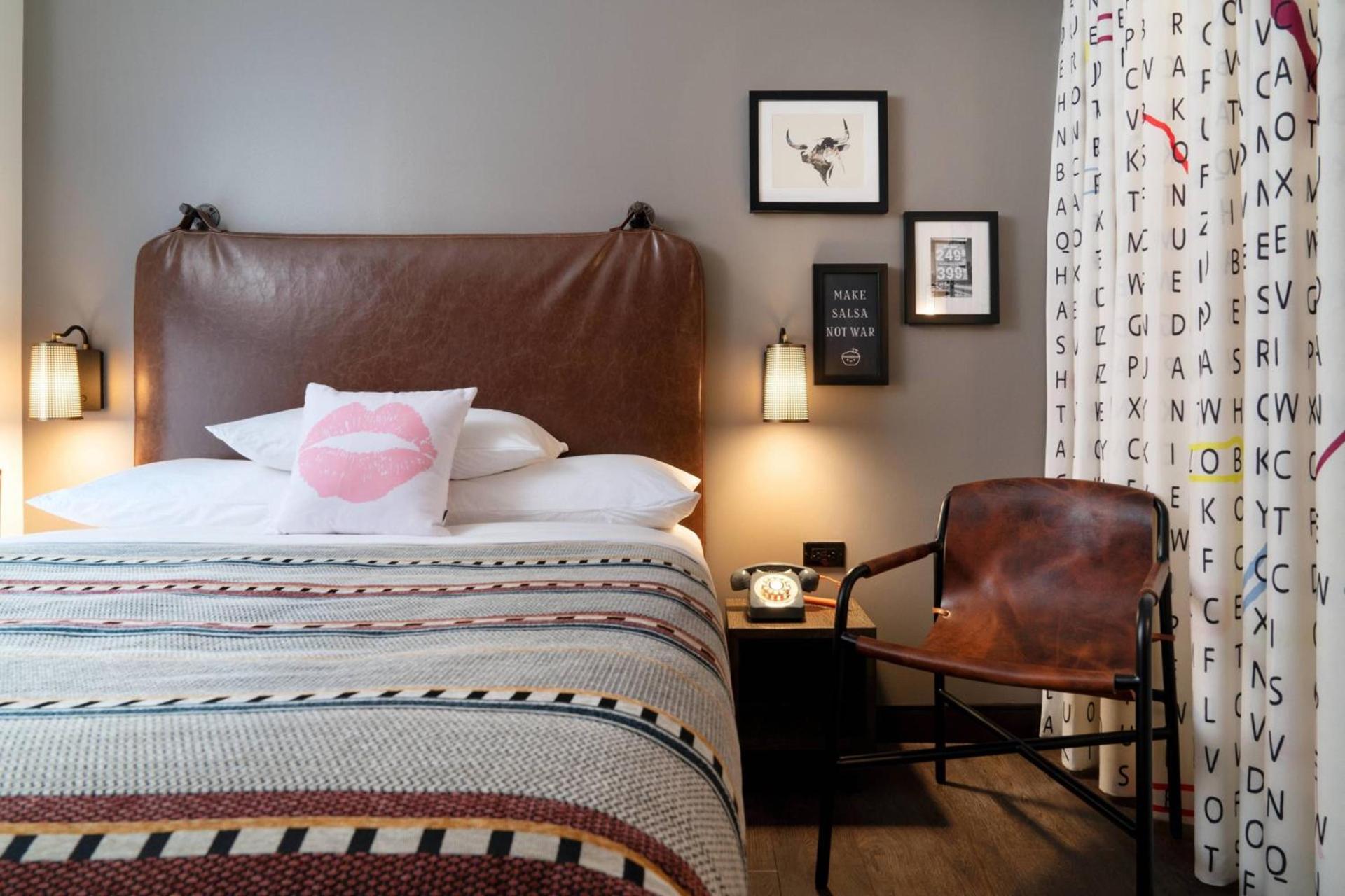Moxy Austin - University photo 6