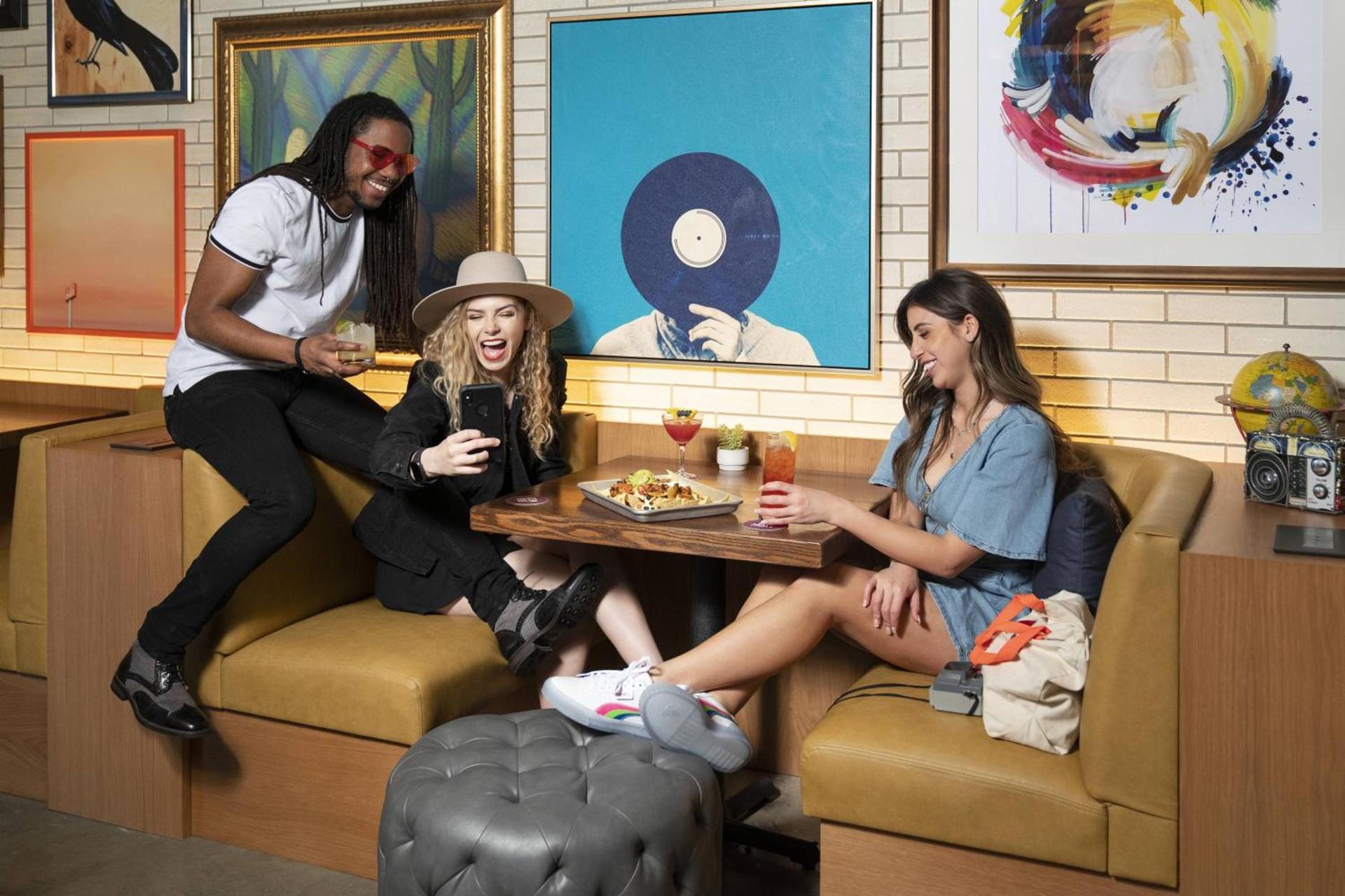 Moxy Austin - University photo 25