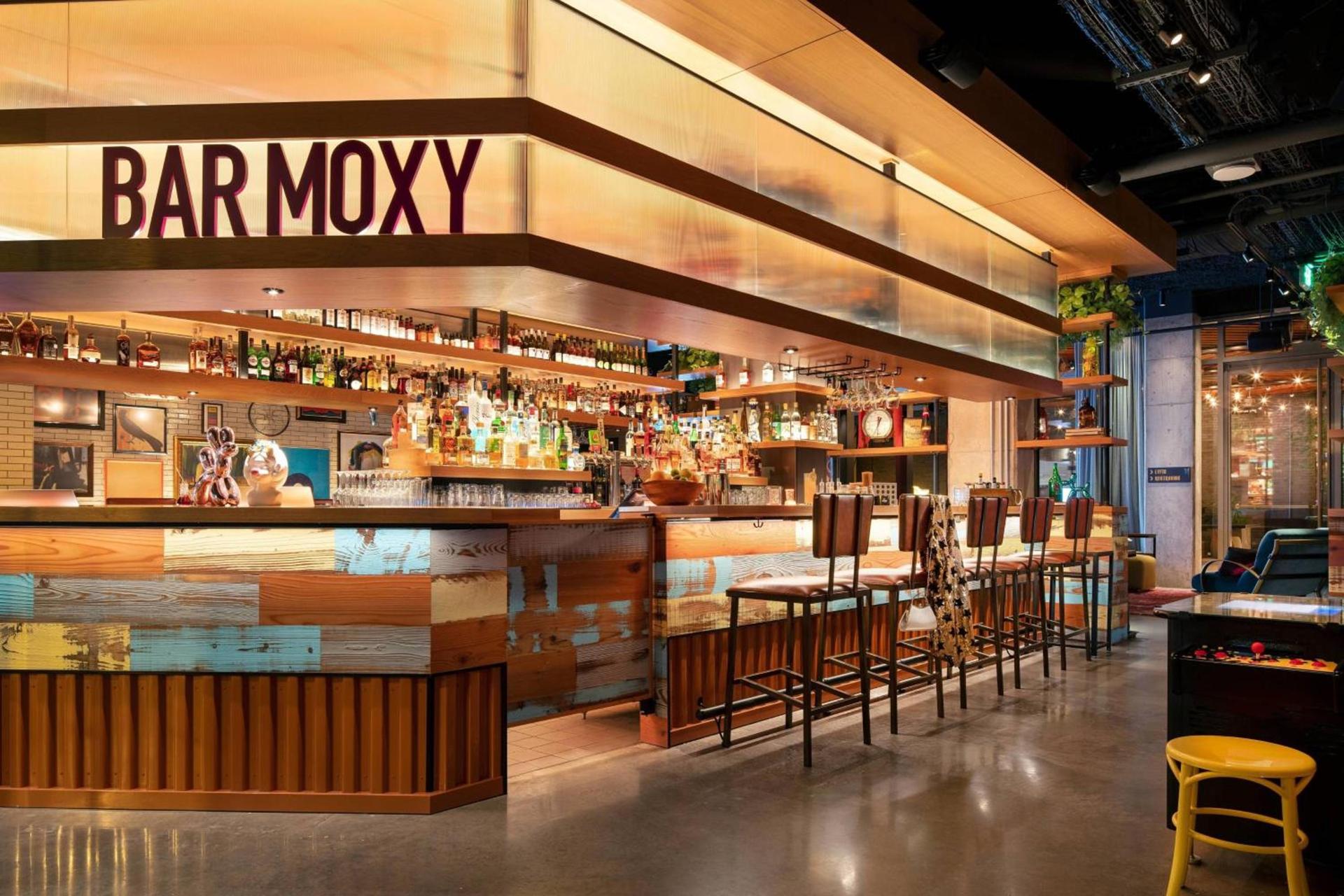 Moxy Austin - University photo 27
