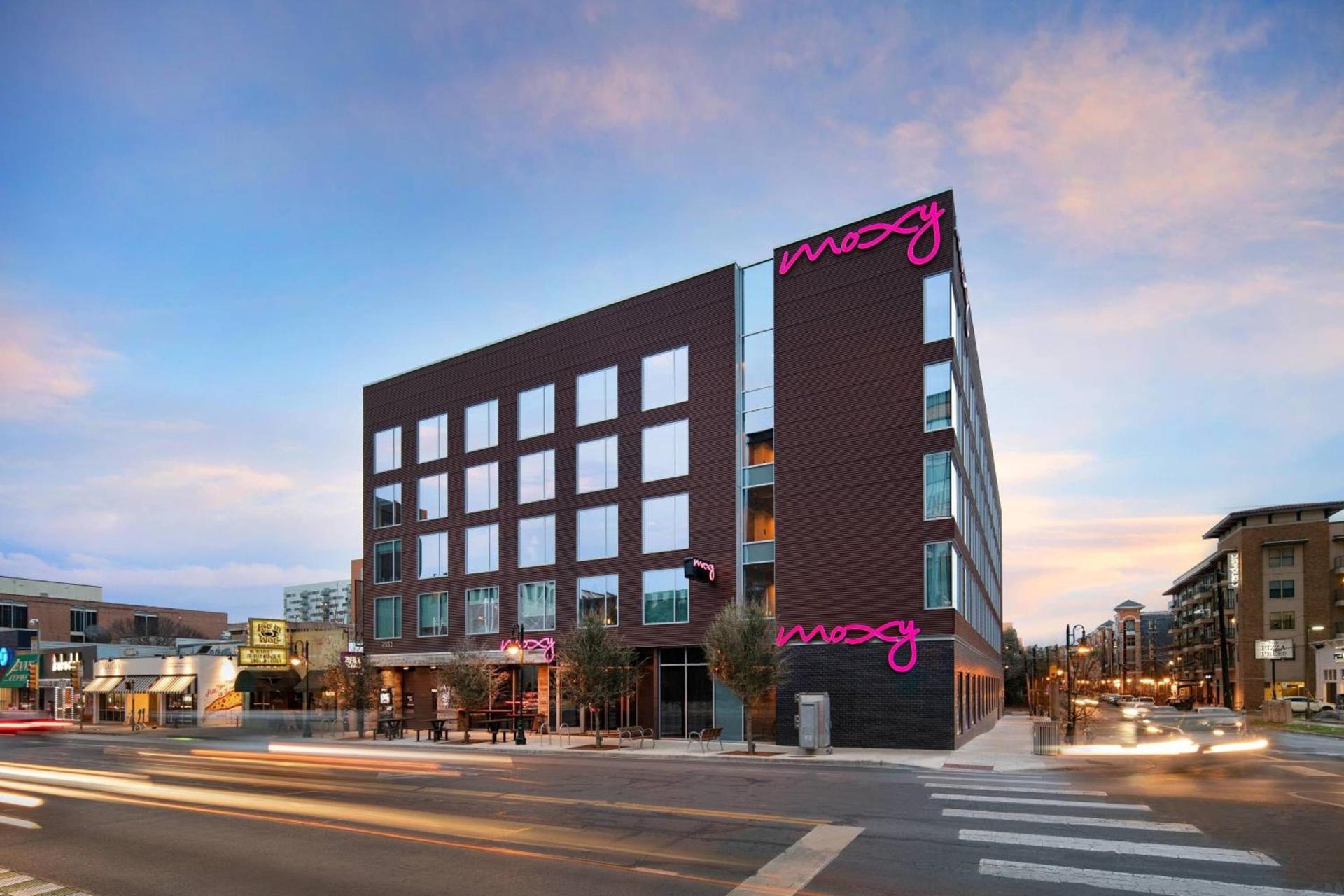 Moxy Austin - University photo 1