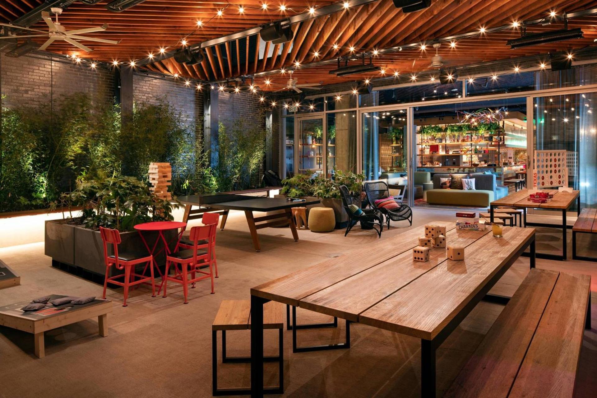 Moxy Austin - University photo 44