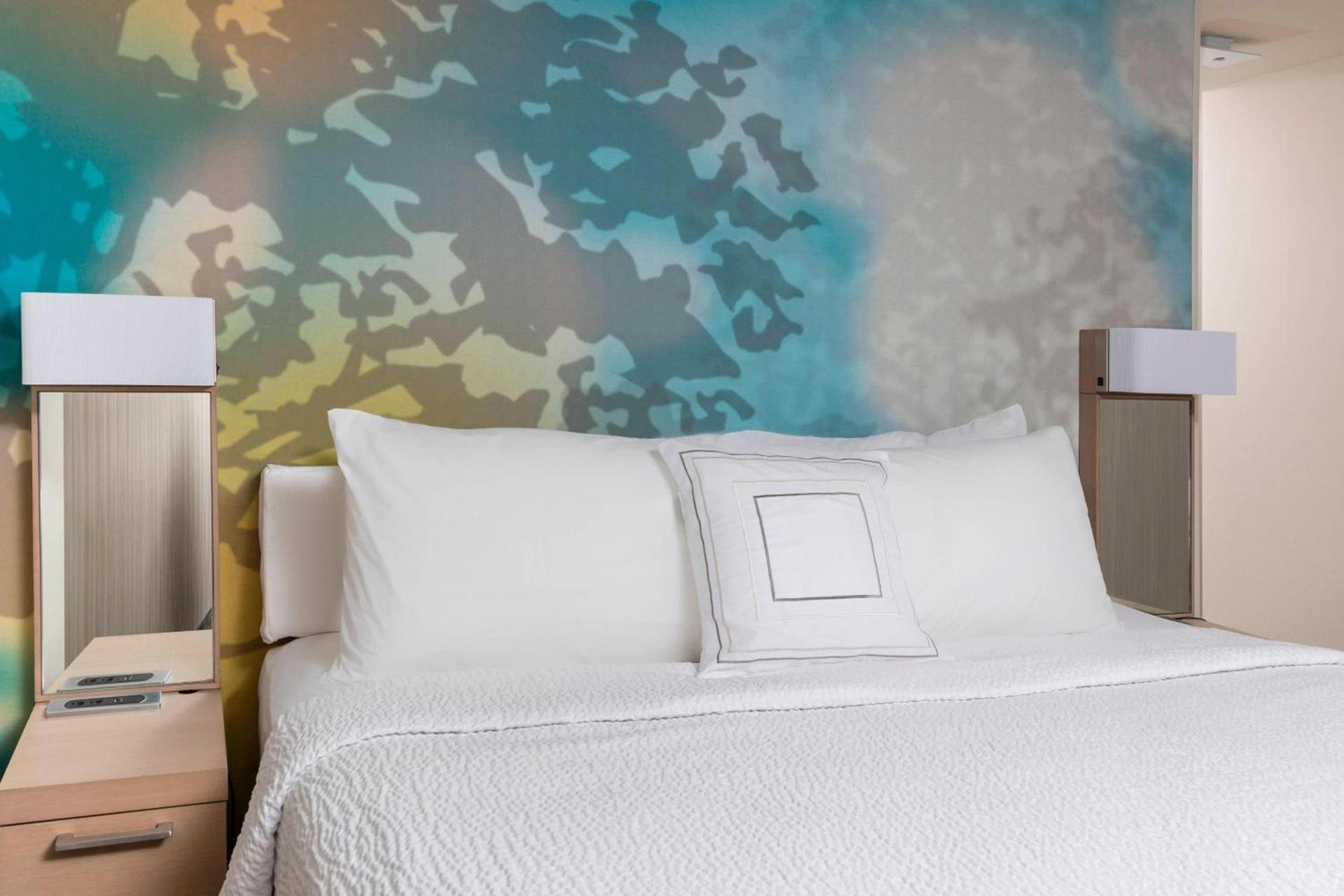 Courtyard by Marriott Bismarck North photo 7