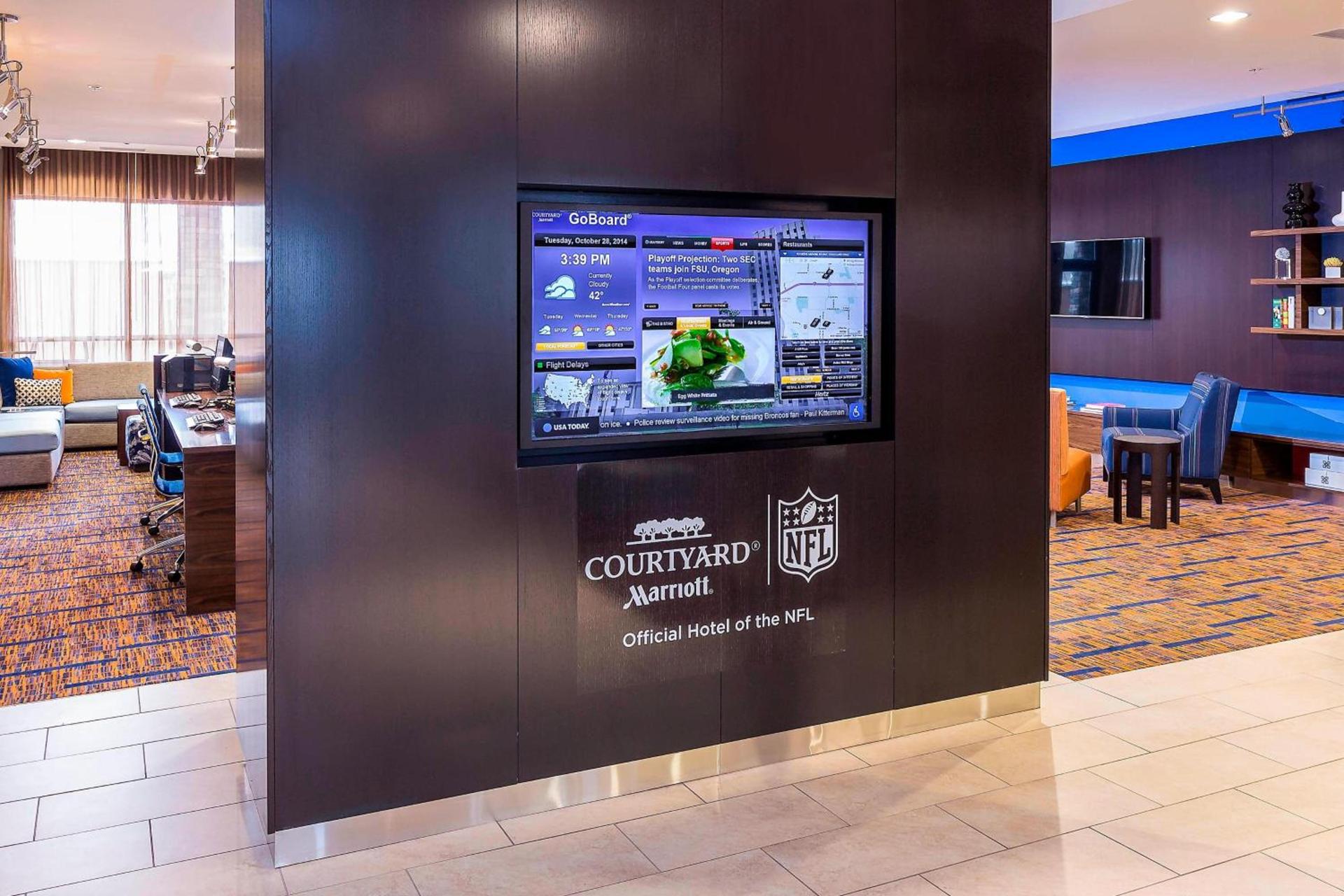 Courtyard by Marriott Bismarck North photo 11