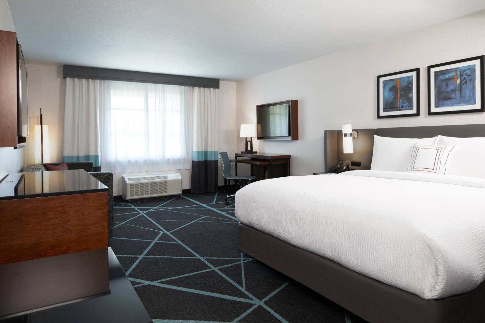 Fairfield Inn & Suites By Marriott Camarillo photo 16