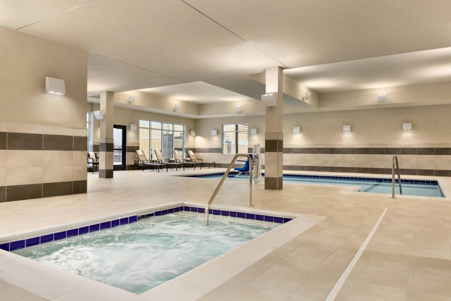 Courtyard by Marriott St Paul Woodbury photo 32