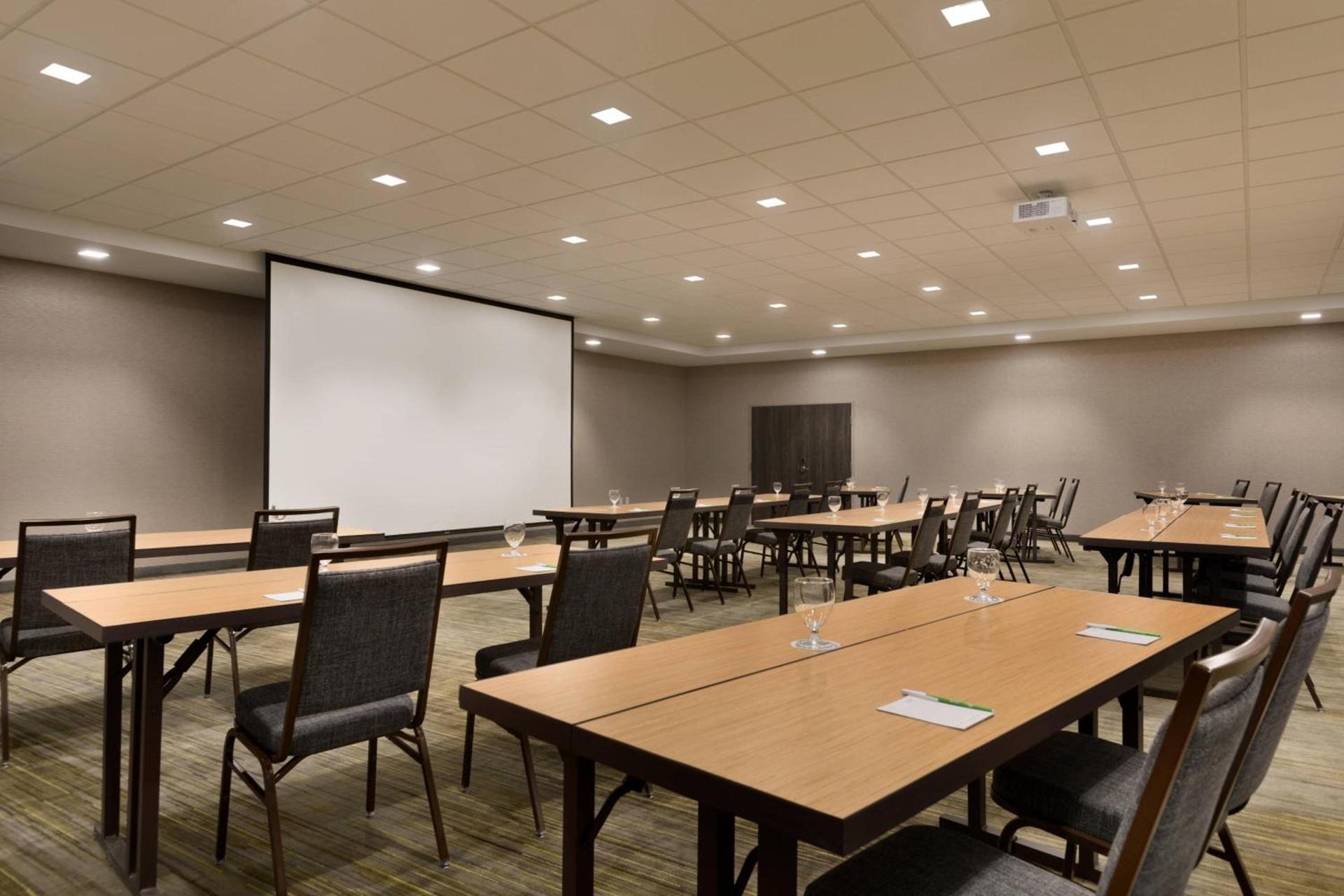 Courtyard by Marriott St Paul Woodbury photo 37