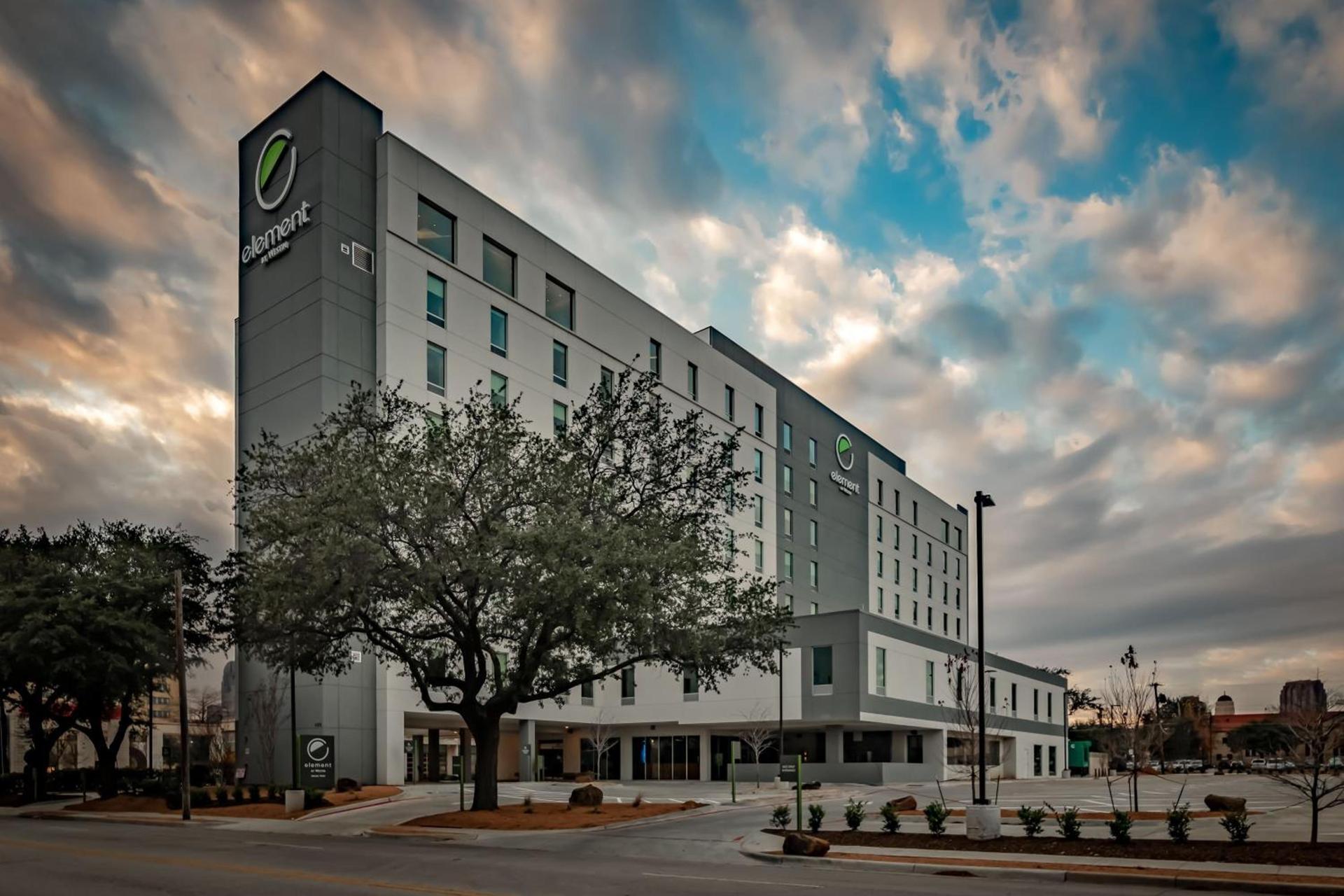 Element by Marriott Dallas Downtown East photo 1