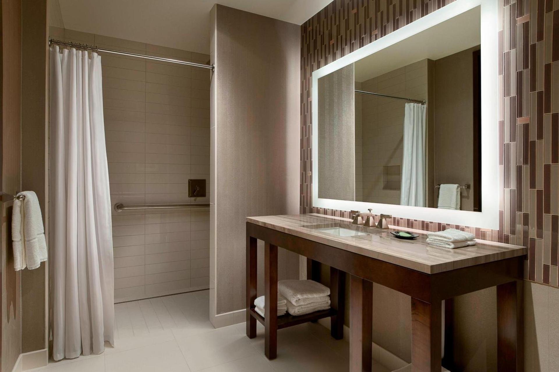 The Westin Phoenix Downtown photo 11