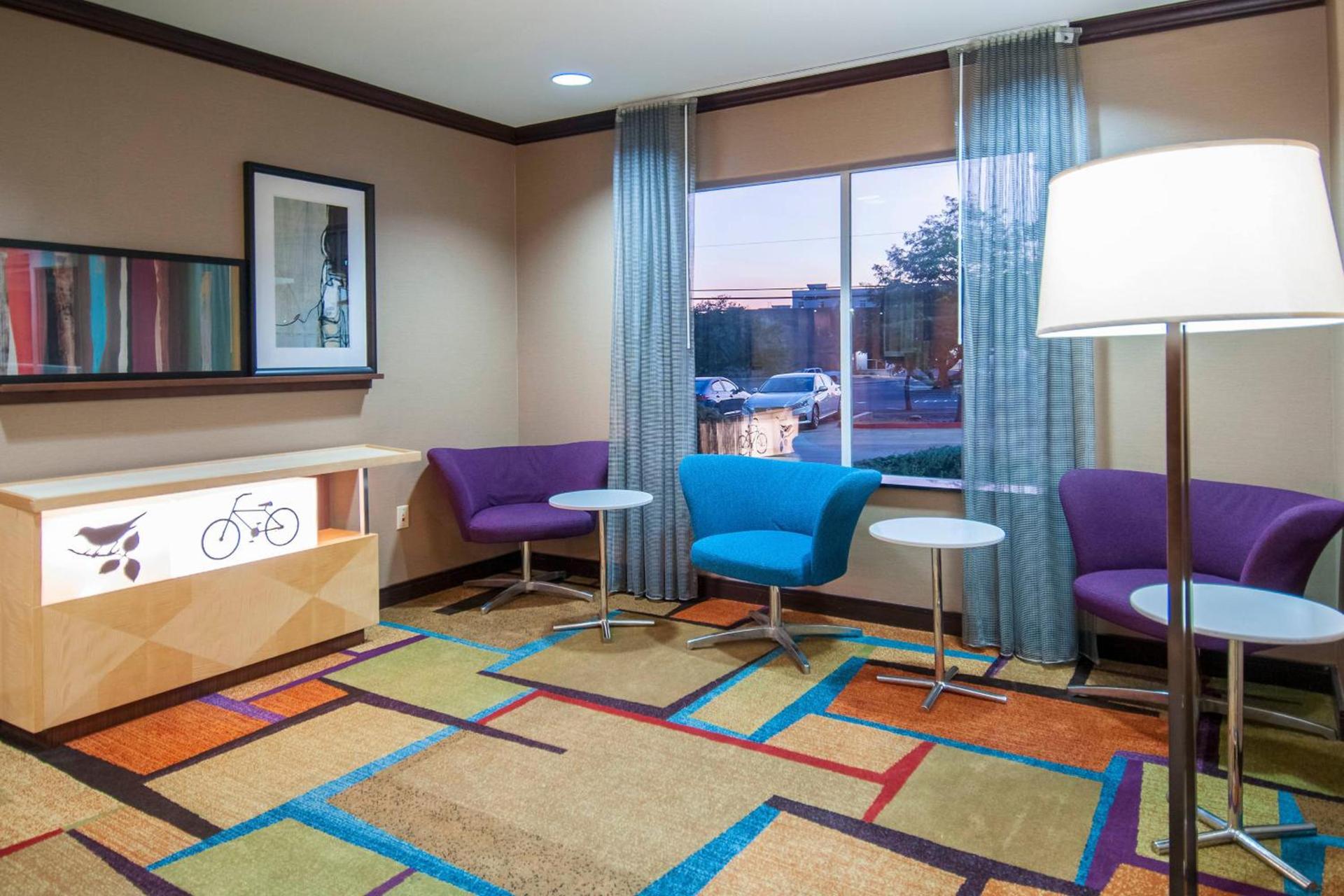 Fairfield Inn & Suites by Marriott San Antonio North/Stone Oak photo 3
