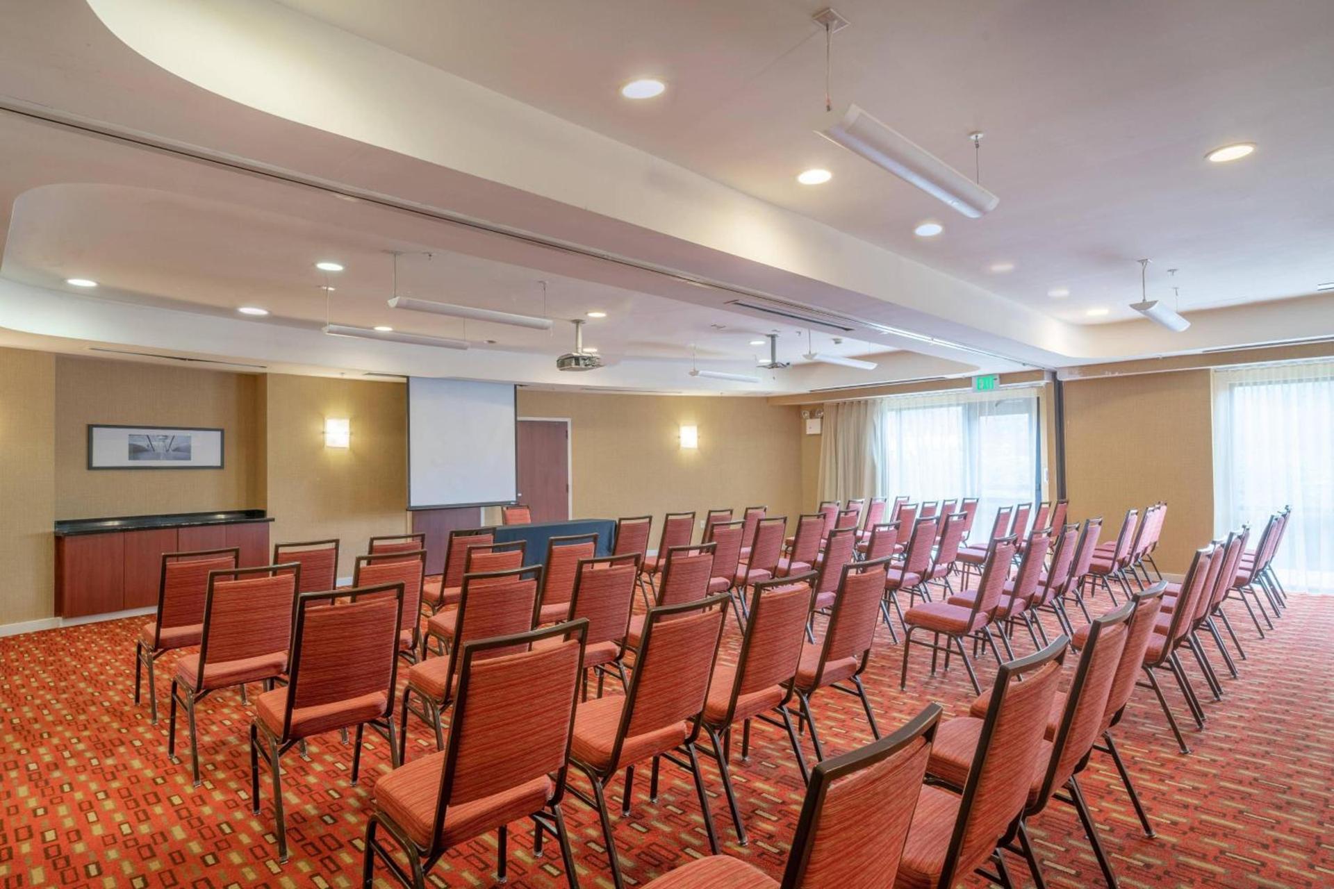 Courtyard by Marriott Salisbury photo 24