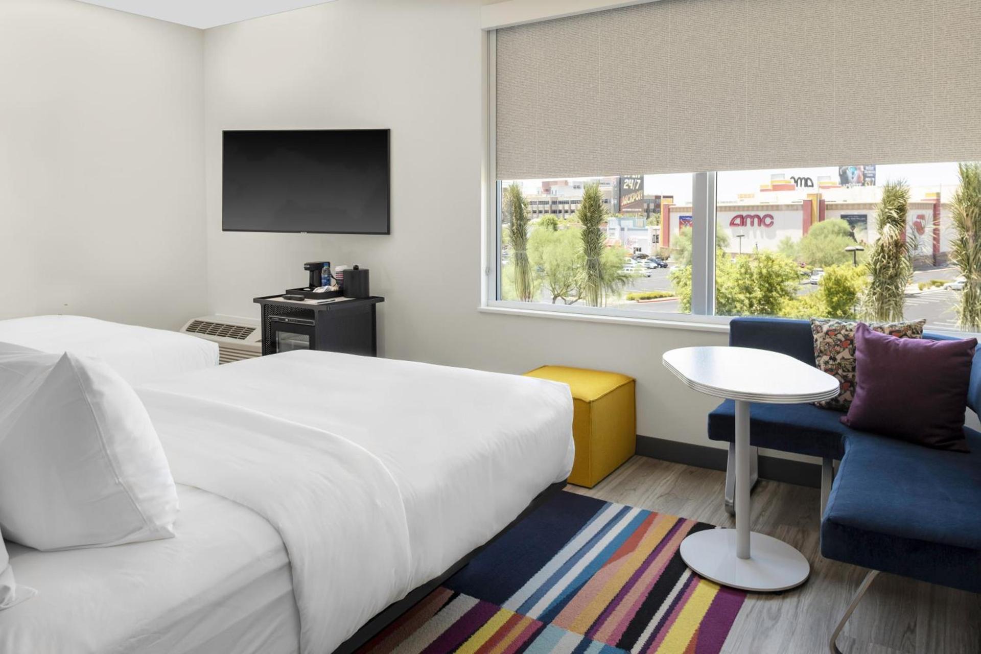 Aloft by Marriott Glendale at Westgate photo 5