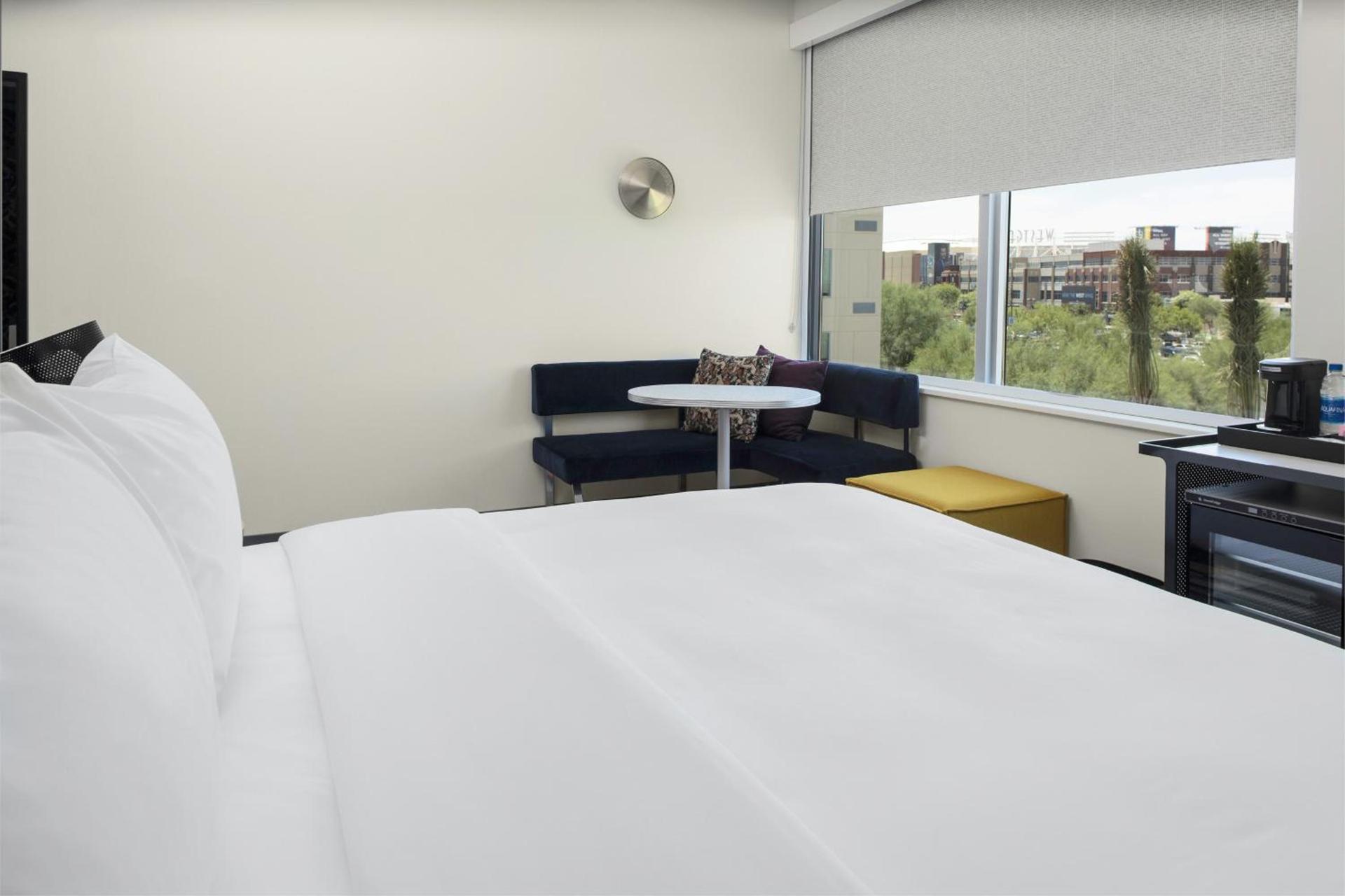 Aloft by Marriott Glendale at Westgate photo 6