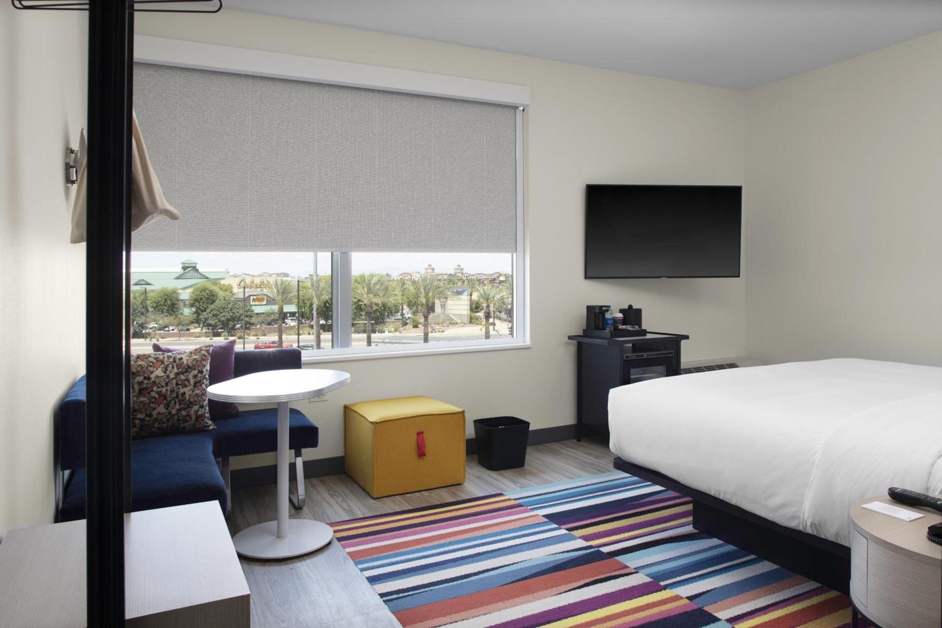 Aloft by Marriott Glendale at Westgate photo 11