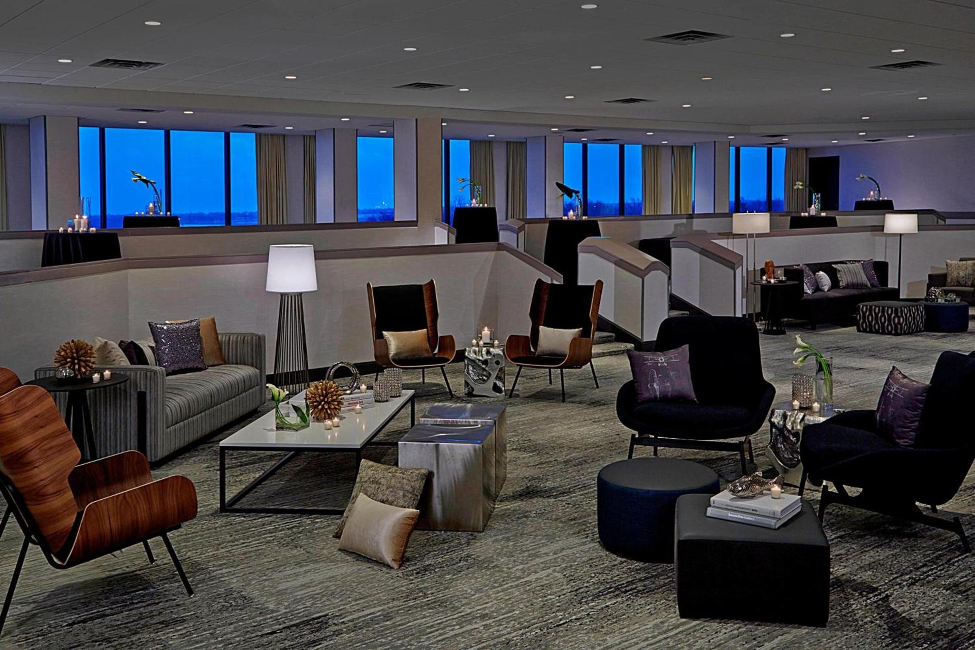 Renaissance St. Louis Airport Hotel photo 26