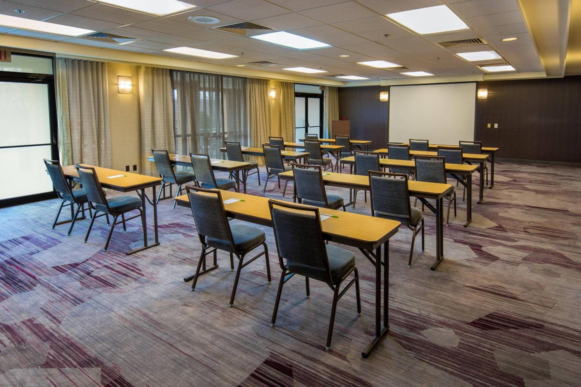 Courtyard by Marriott Scranton Montage Mountain photo 31