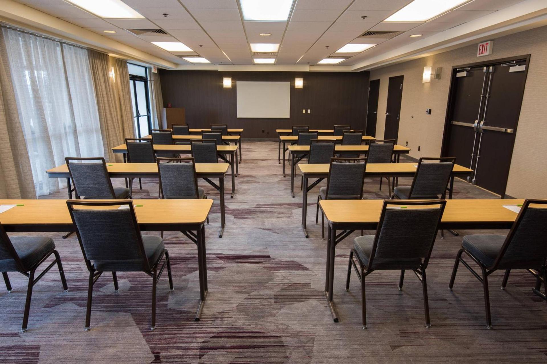 Courtyard by Marriott Scranton Montage Mountain photo 32