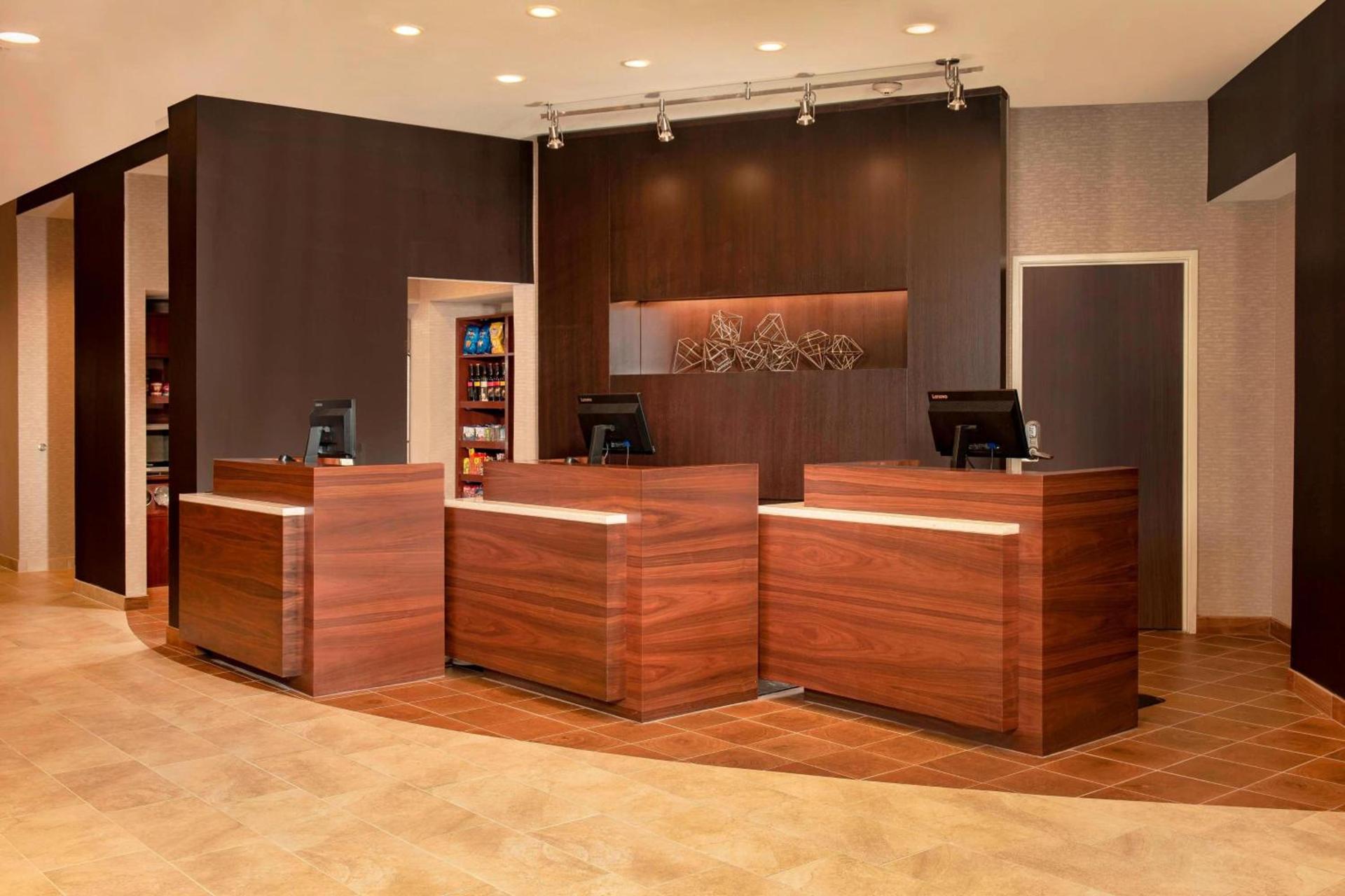 Courtyard by Marriott Gaithersburg Washingtonian Center photo 2