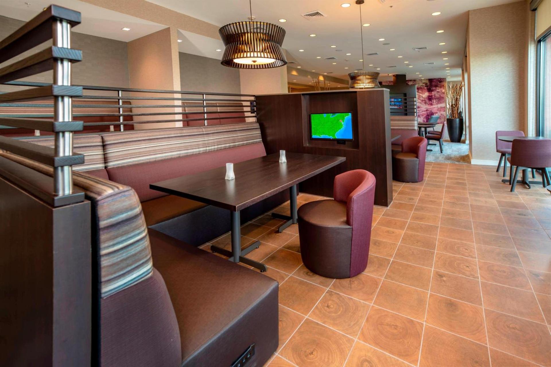 Courtyard by Marriott Gaithersburg Washingtonian Center photo 23